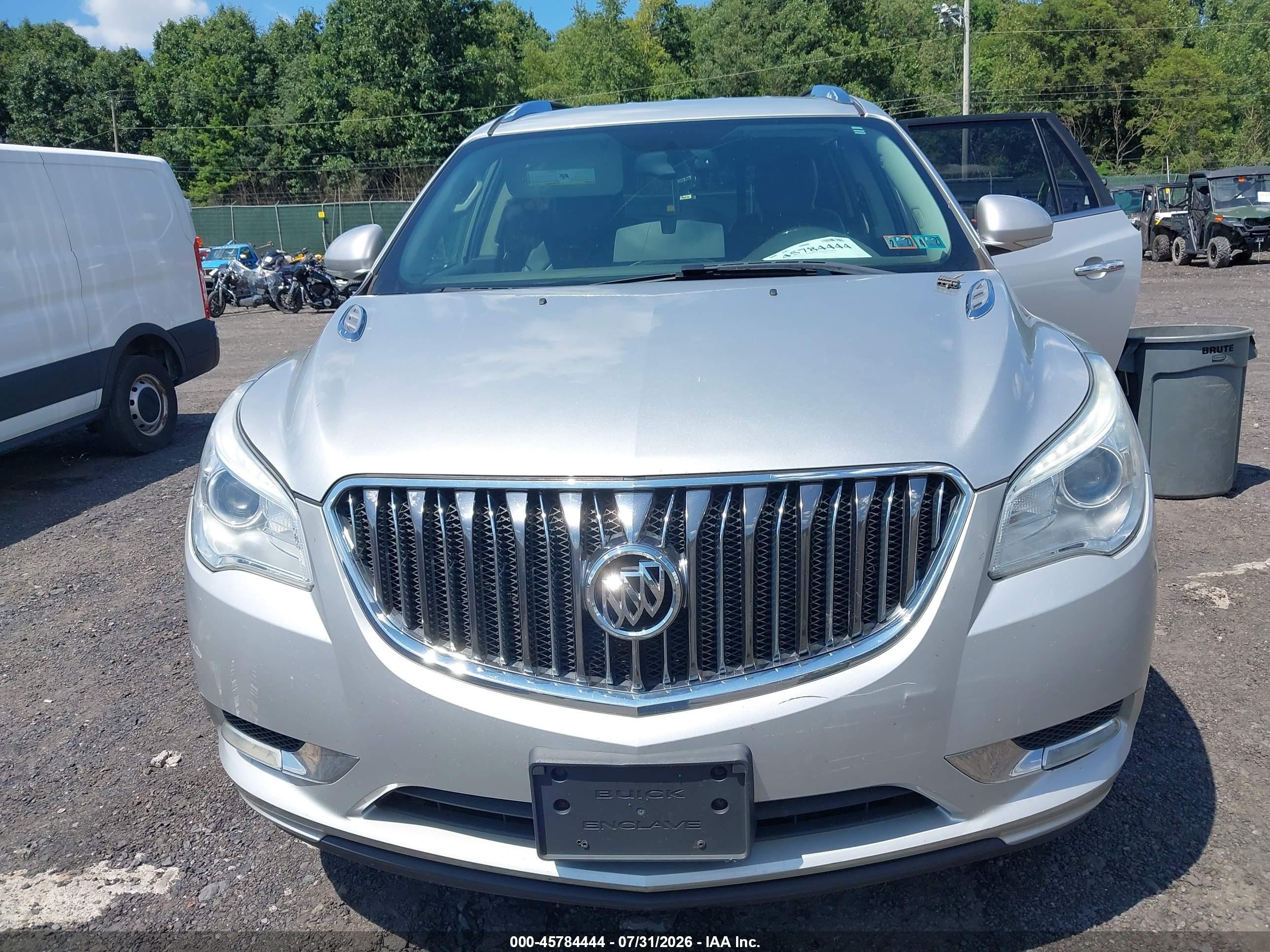 2014 Buick Enclave Leather Silver vin: 5GAKVBKD0EJ111771