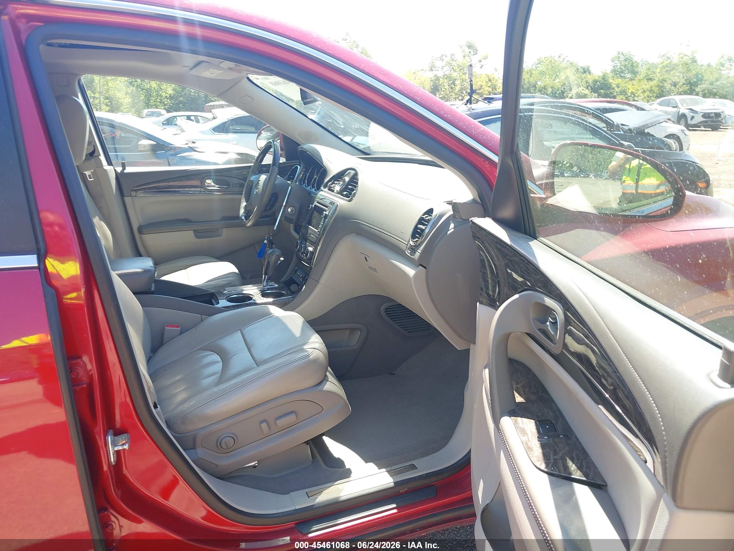 2014 Buick Enclave Leather Red vin: 5GAKVBKD0EJ297876