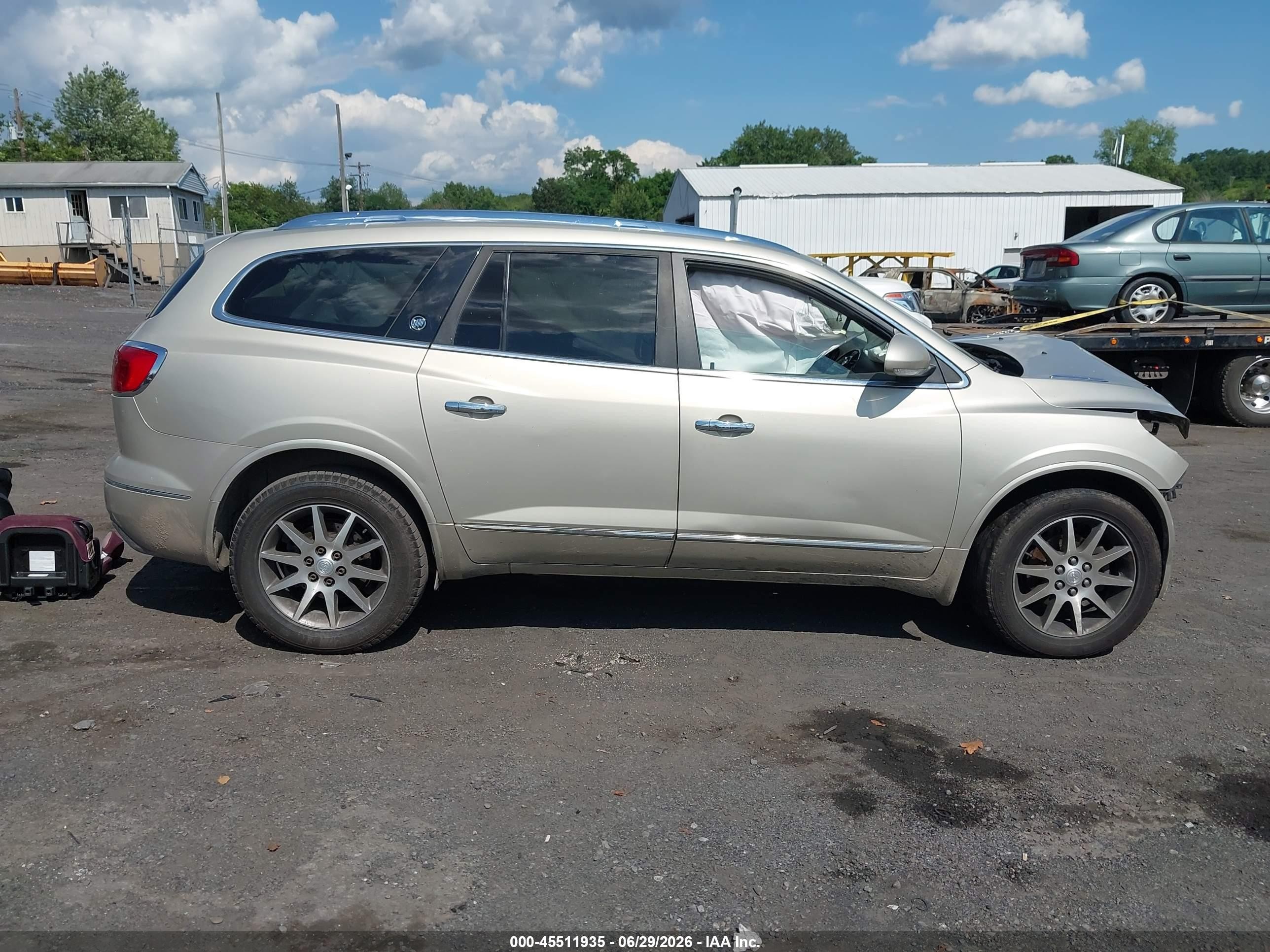 2015 Buick Enclave Leather Beige vin: 5GAKVBKD0FJ132489