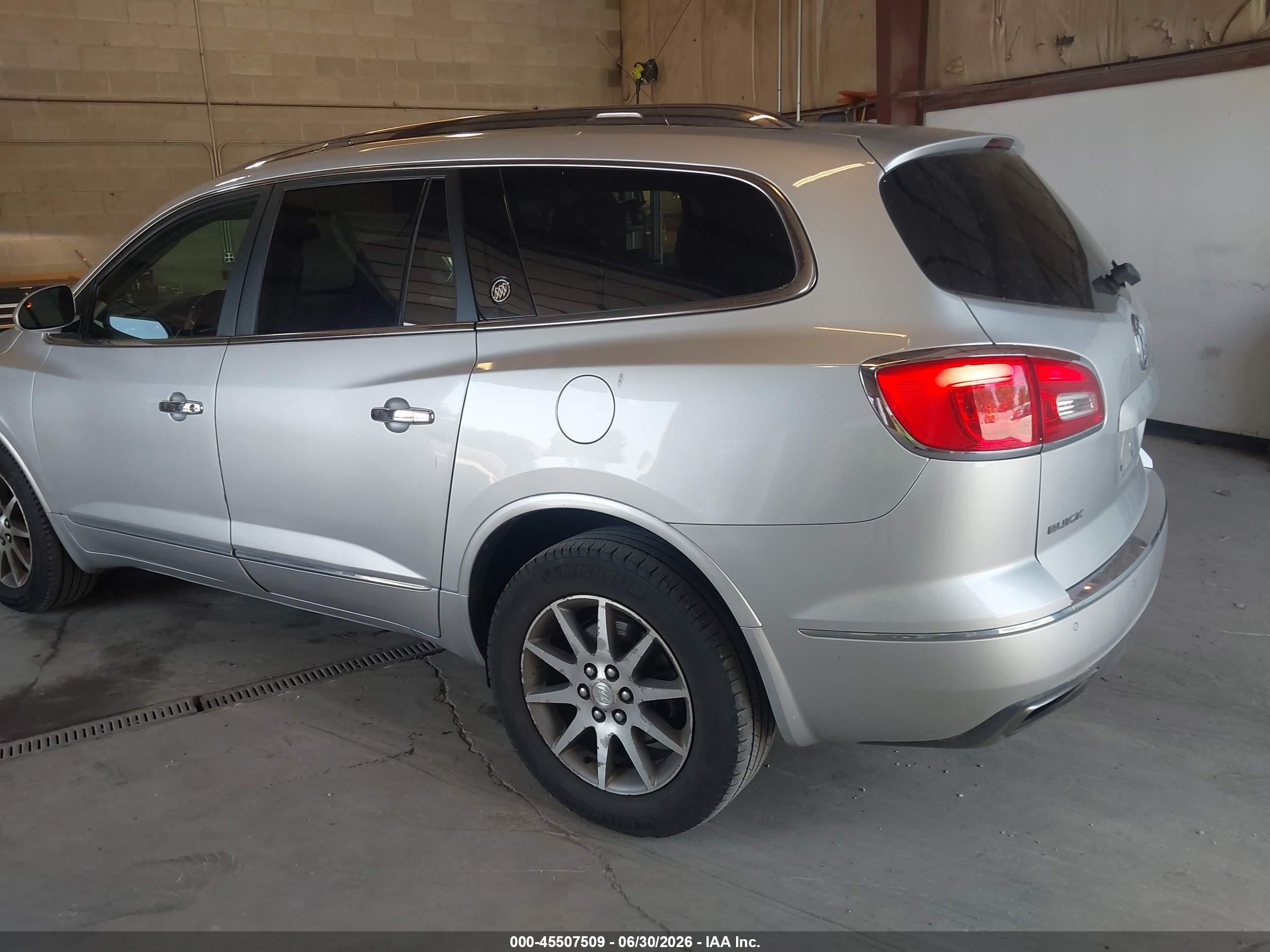 2015 Buick Enclave Leather Silver vin: 5GAKVBKD0FJ380239