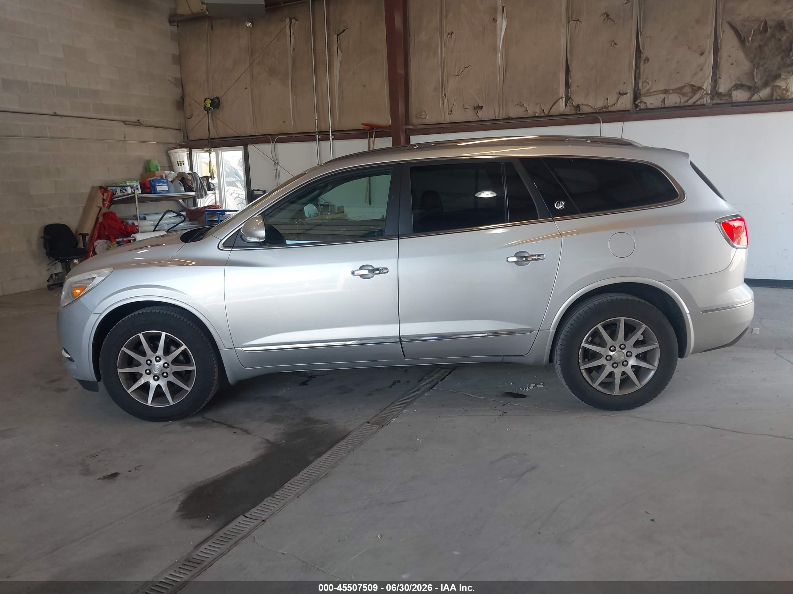 2015 Buick Enclave Leather Silver vin: 5GAKVBKD0FJ380239