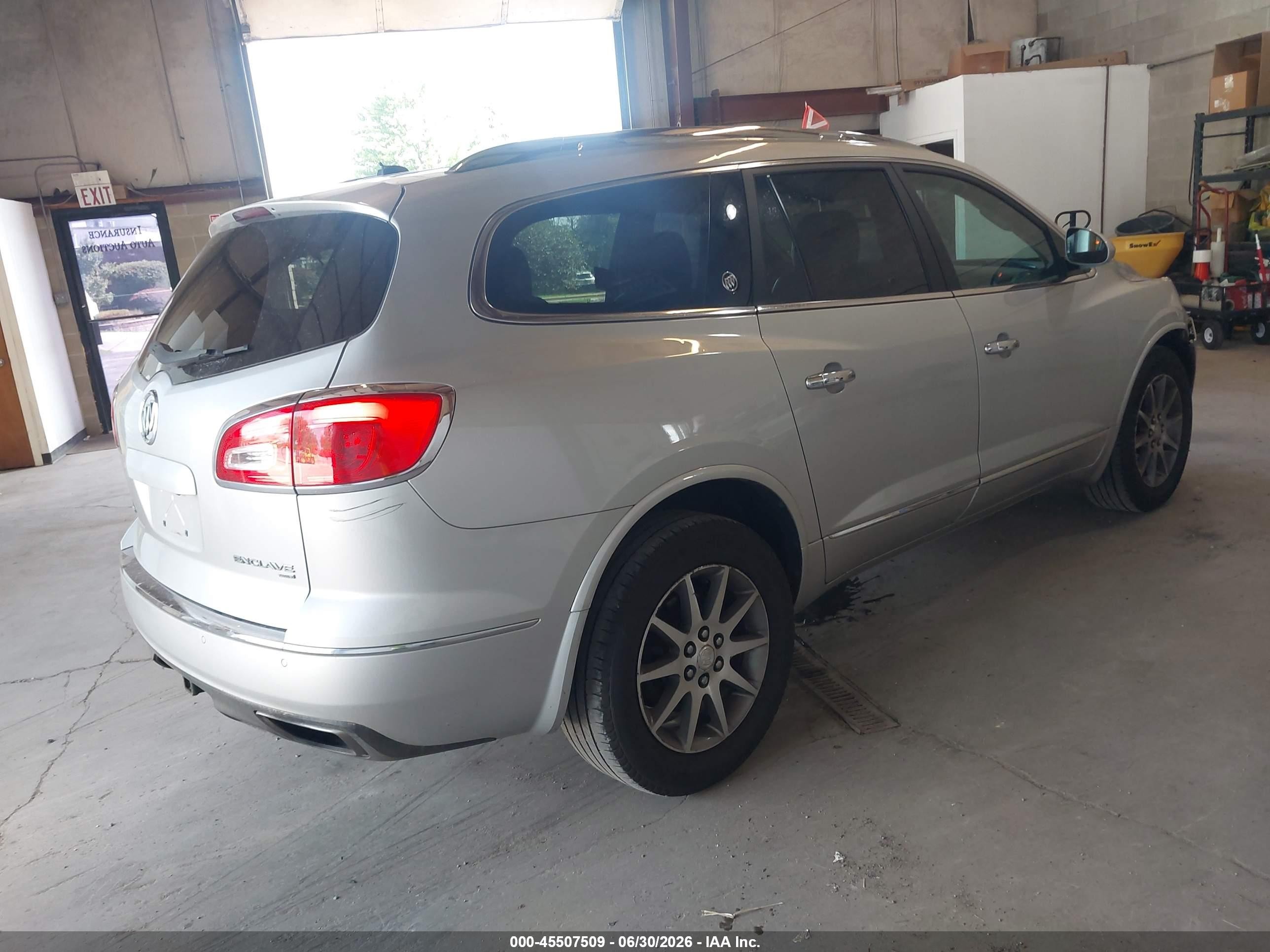 2015 Buick Enclave Leather Silver vin: 5GAKVBKD0FJ380239
