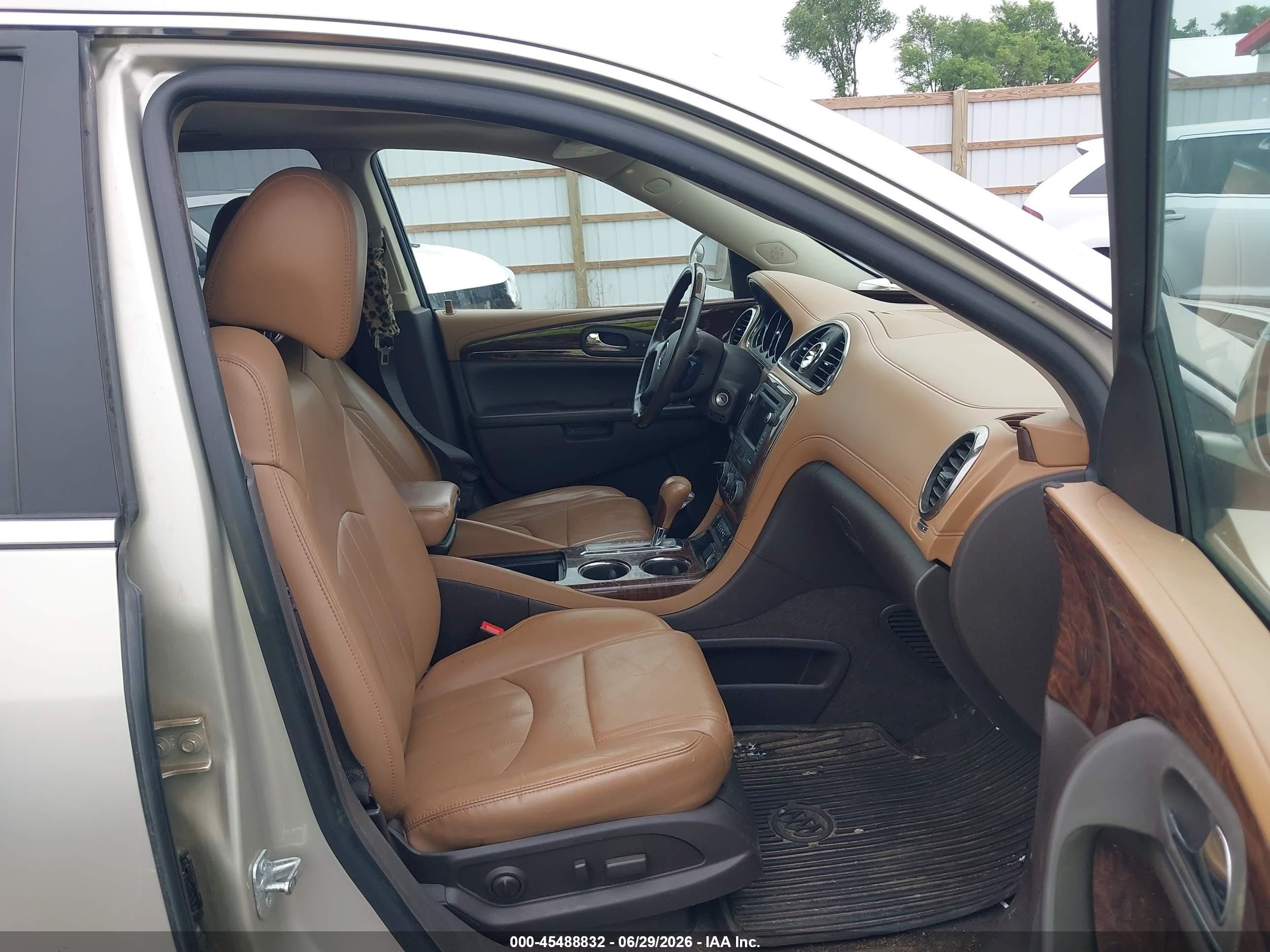 2015 Buick Enclave Leather Beige vin: 5GAKVBKD1FJ187307