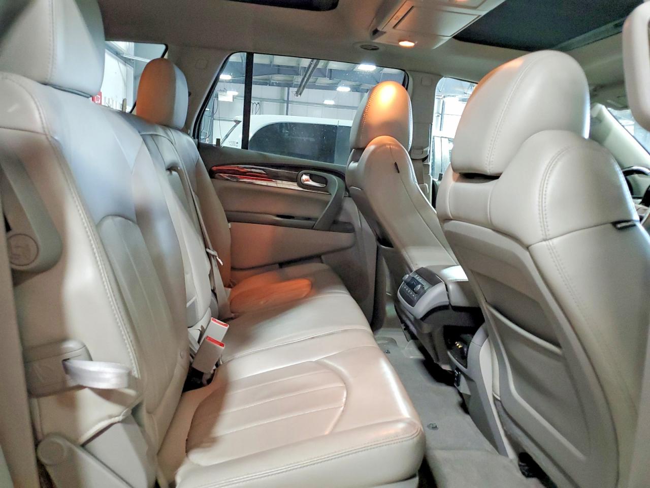 2015 Buick Enclave White vin: 5GAKVBKD1FJ273846