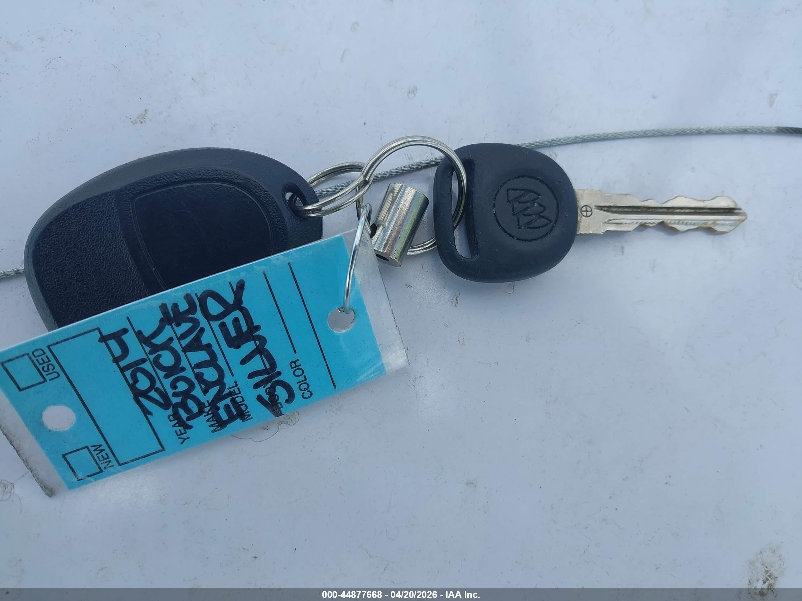 2014 Buick Enclave Leather Silver vin: 5GAKVBKD2EJ208065