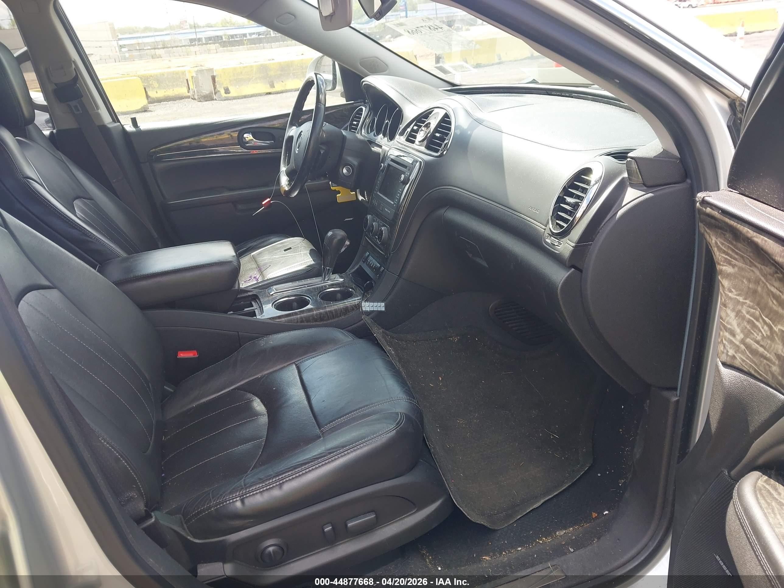 2014 Buick Enclave Leather Silver vin: 5GAKVBKD2EJ208065