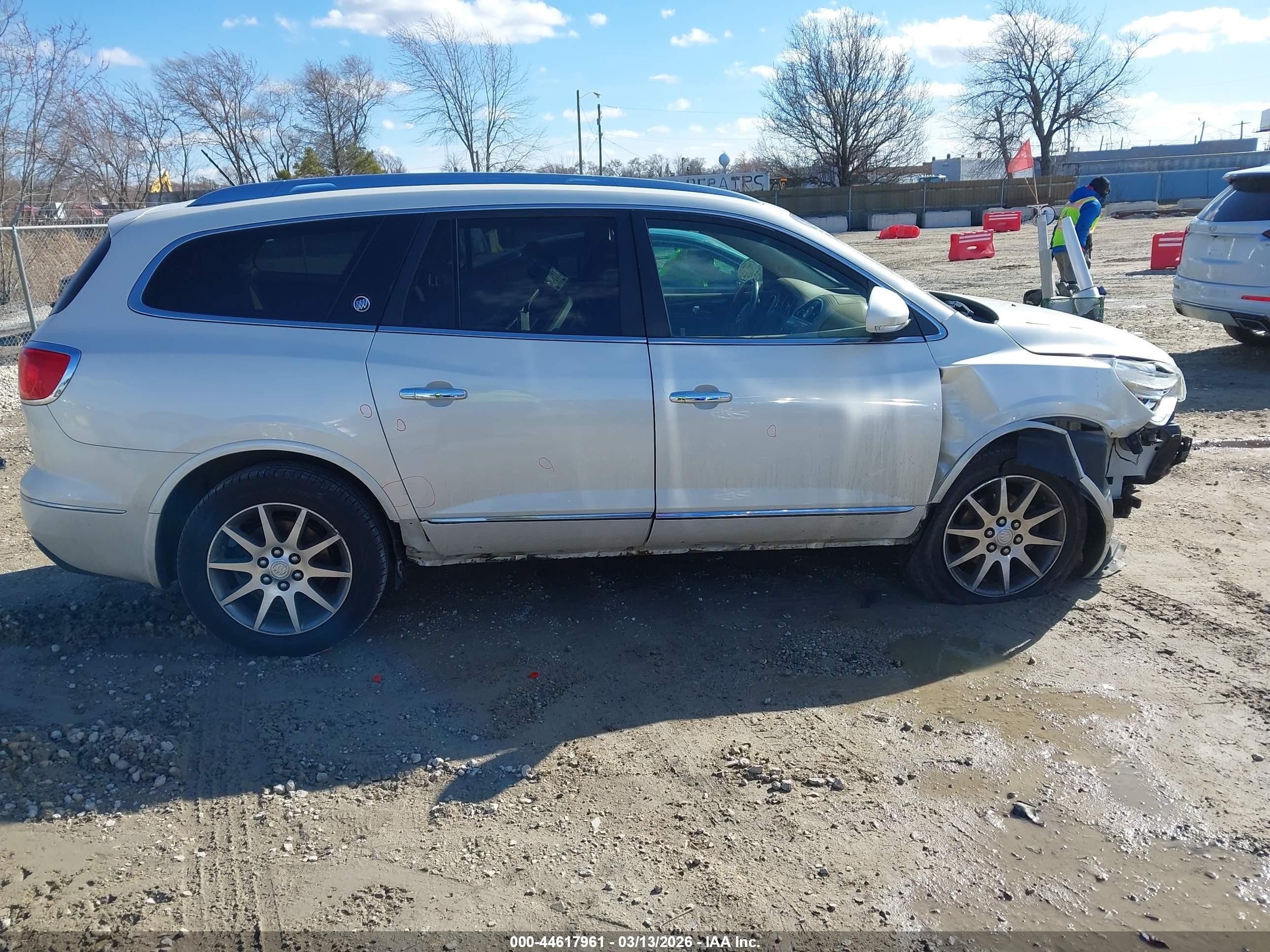 2015 Buick Enclave Leather White vin: 5GAKVBKD2FJ148032