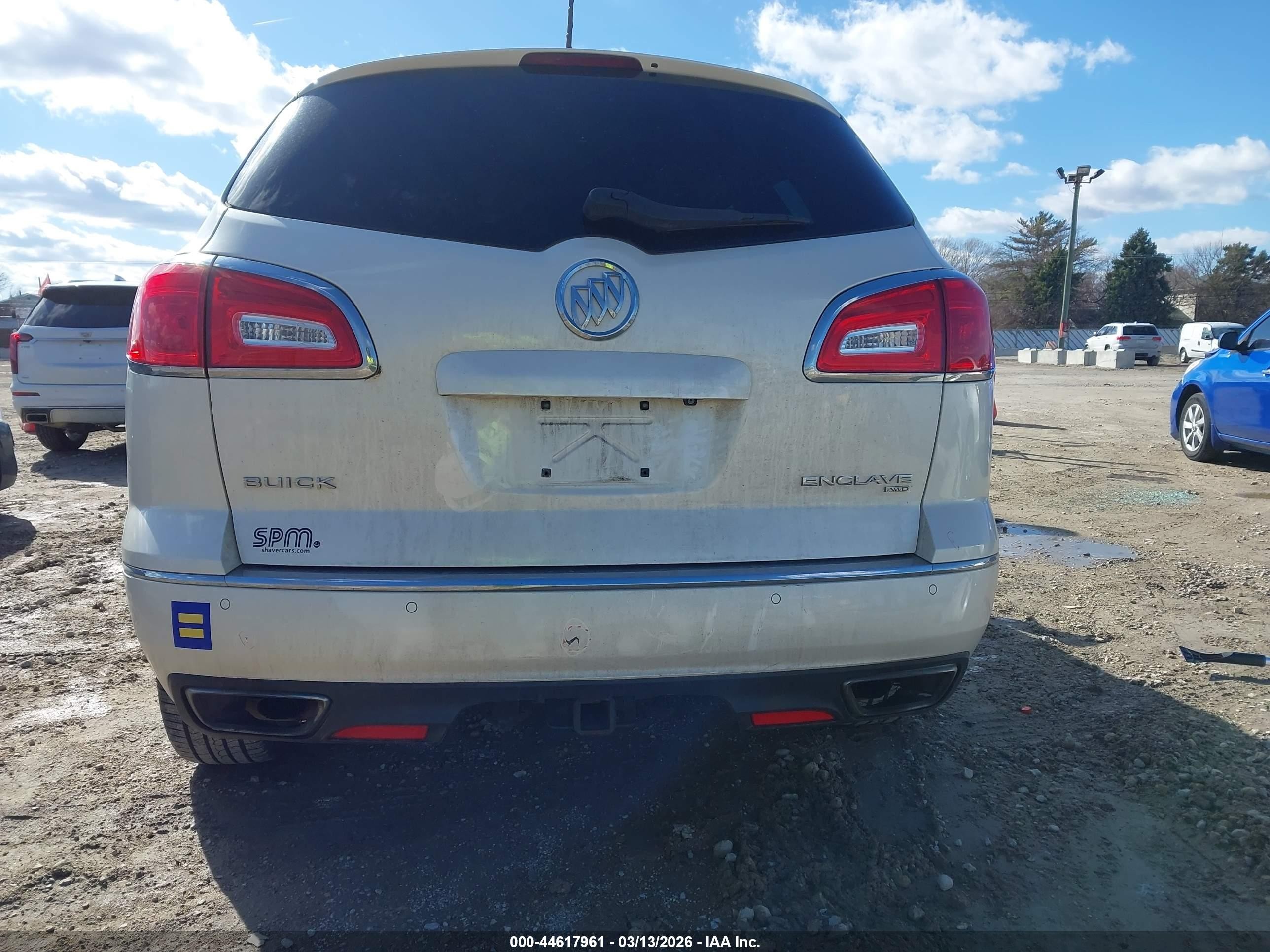 2015 Buick Enclave Leather White vin: 5GAKVBKD2FJ148032