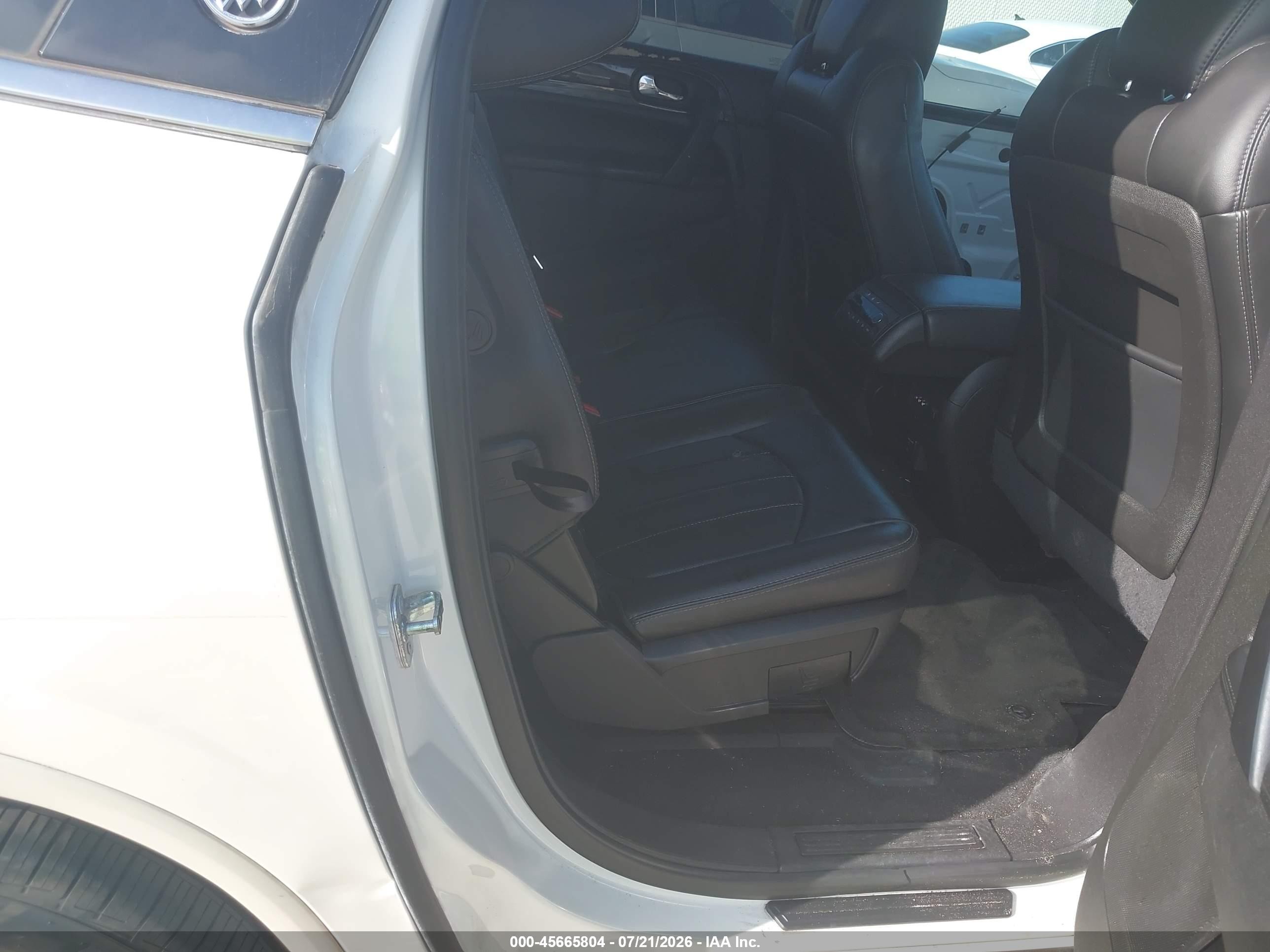 2015 Buick Enclave Leather White vin: 5GAKVBKD2FJ317255