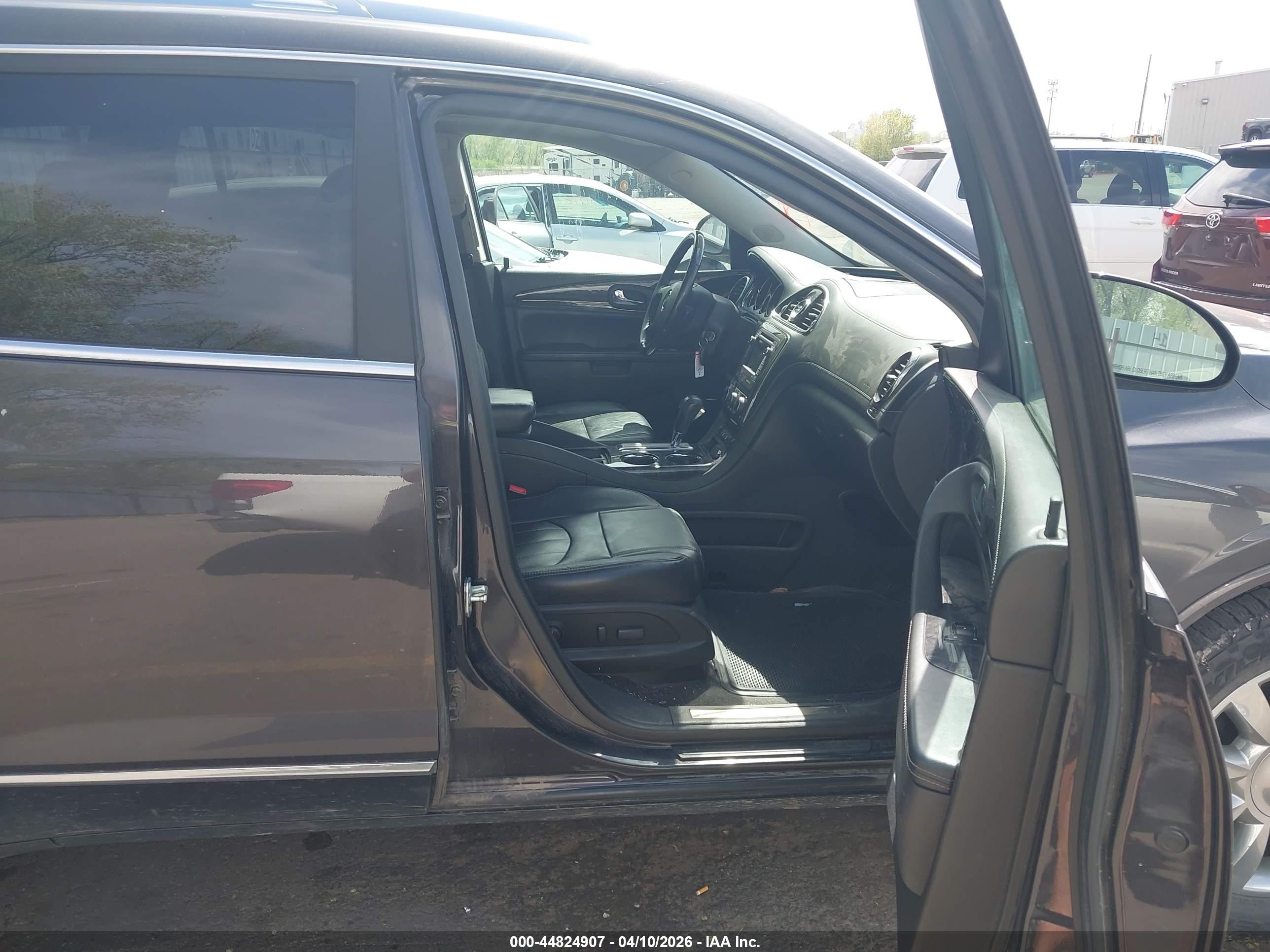 2015 Buick Enclave Leather Gray vin: 5GAKVBKD2FJ365046