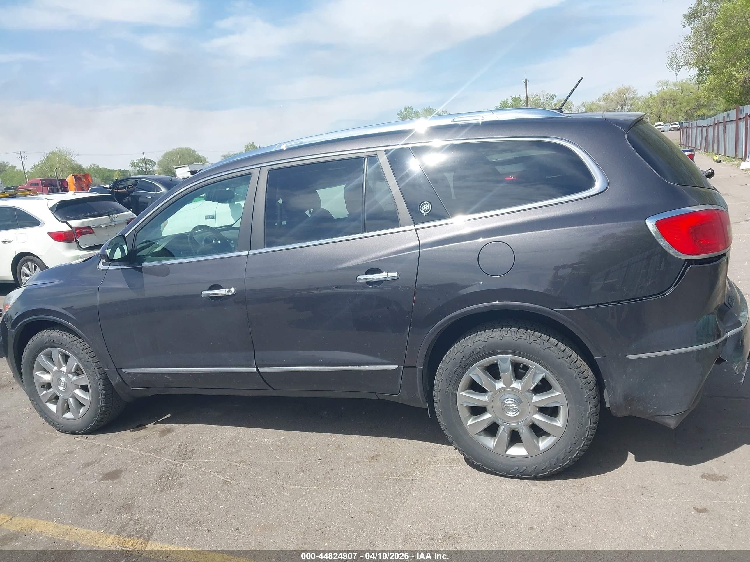 2015 Buick Enclave Leather Gray vin: 5GAKVBKD2FJ365046