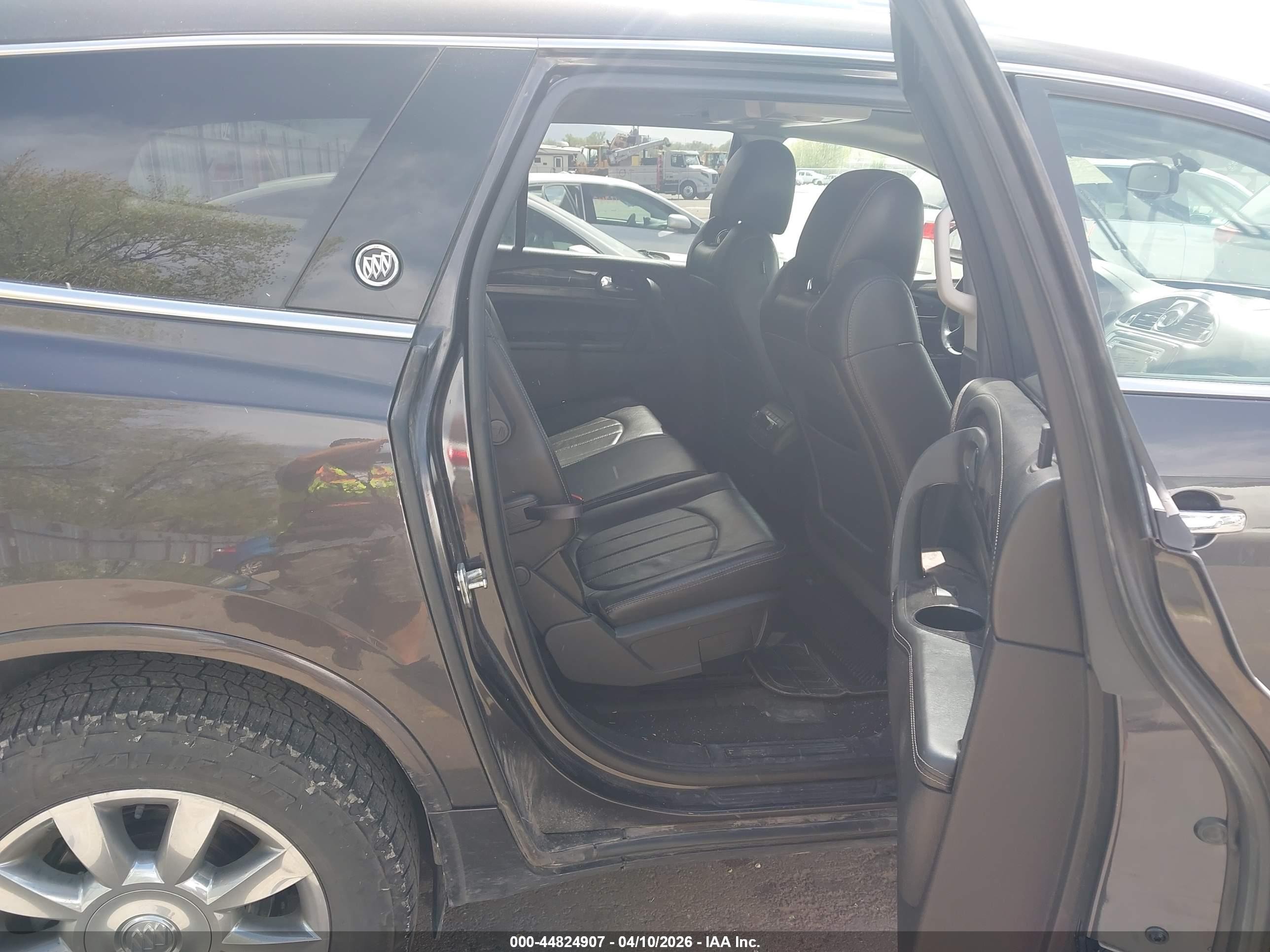 2015 Buick Enclave Leather Gray vin: 5GAKVBKD2FJ365046