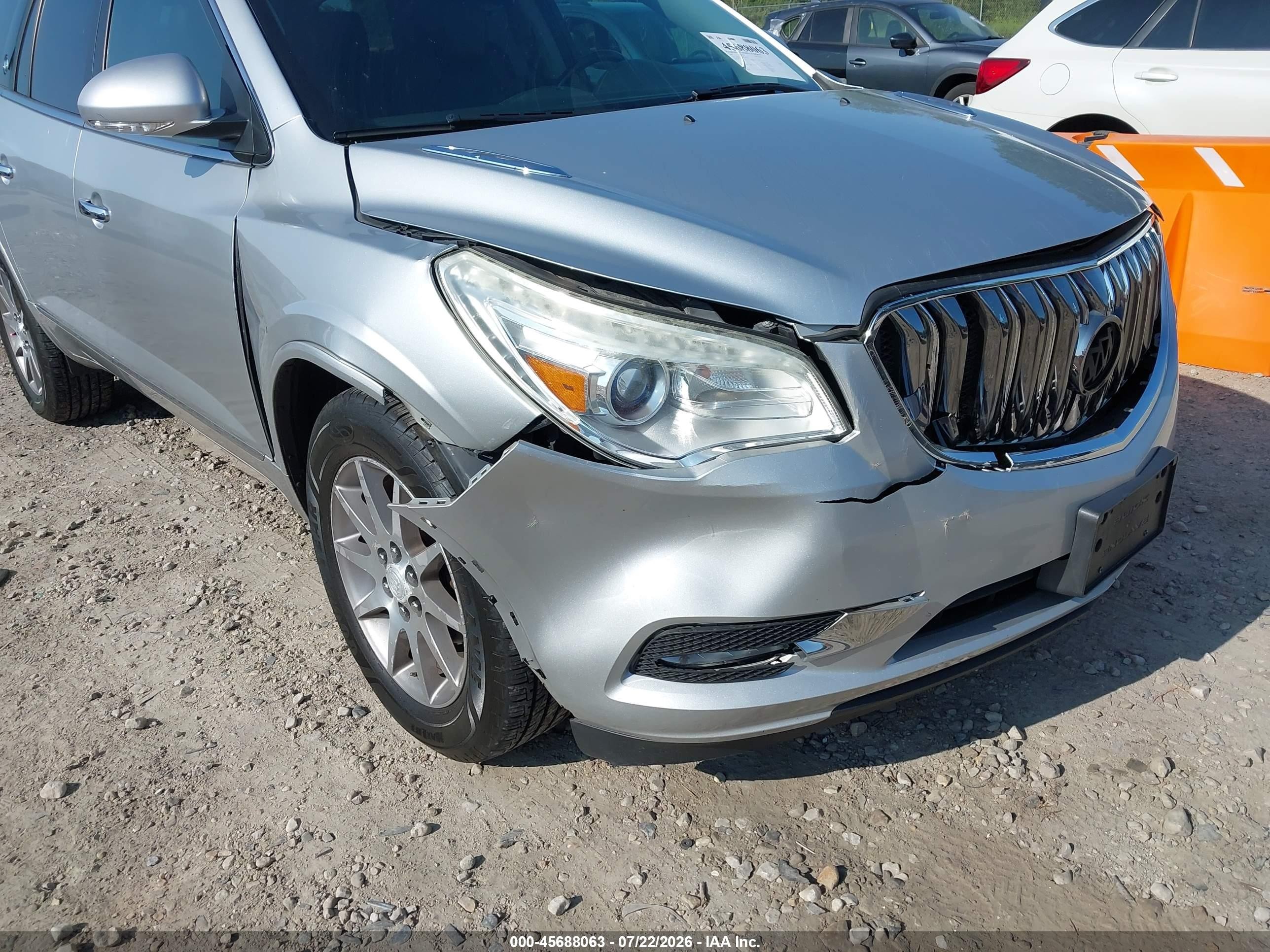 2015 Buick Enclave Leather Silver vin: 5GAKVBKD2FJ385121