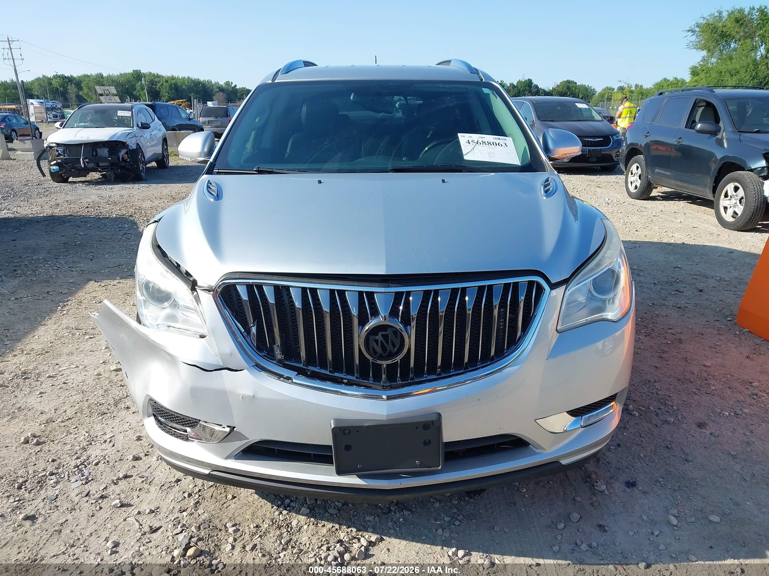 2015 Buick Enclave Leather Silver vin: 5GAKVBKD2FJ385121