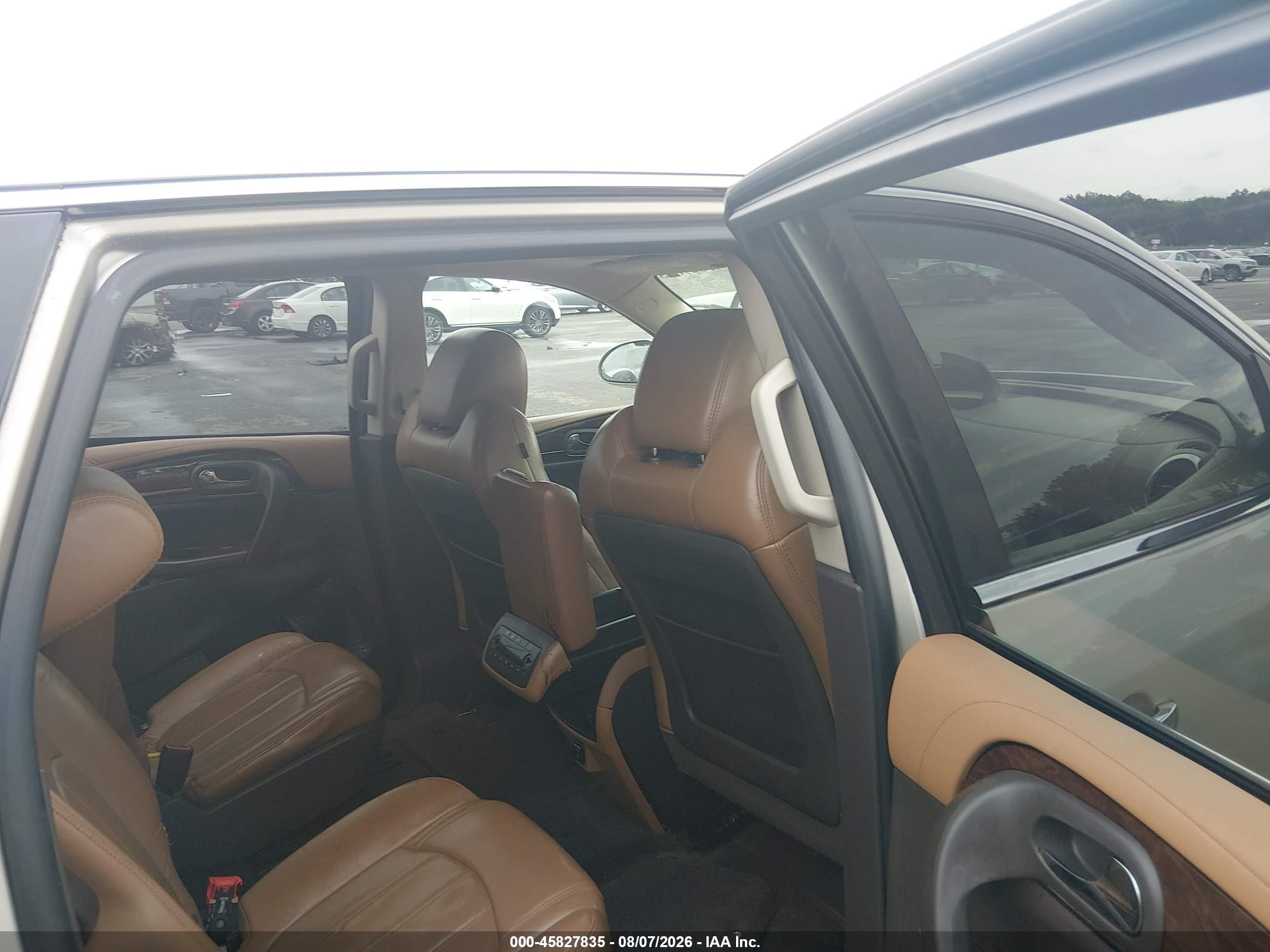 2014 Buick Enclave Leather Gold vin: 5GAKVBKD3EJ137023