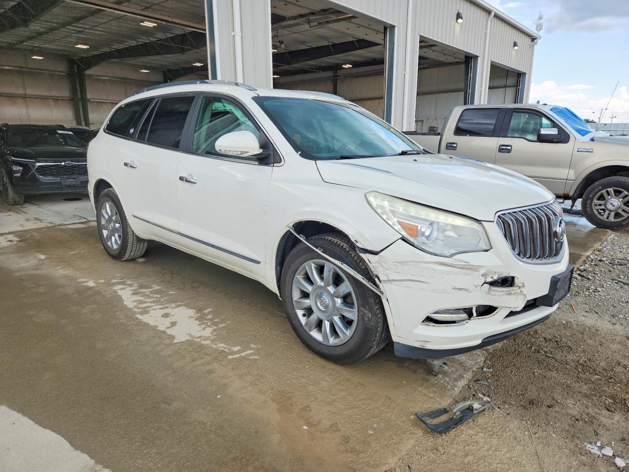 2014 Buick Enclave White vin: 5GAKVBKD3EJ321832