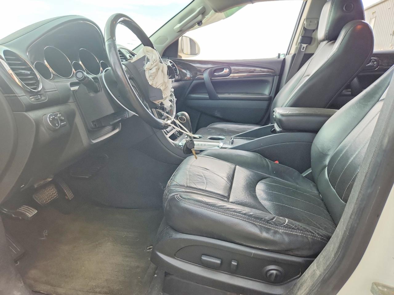 2014 Buick Enclave White vin: 5GAKVBKD3EJ321832