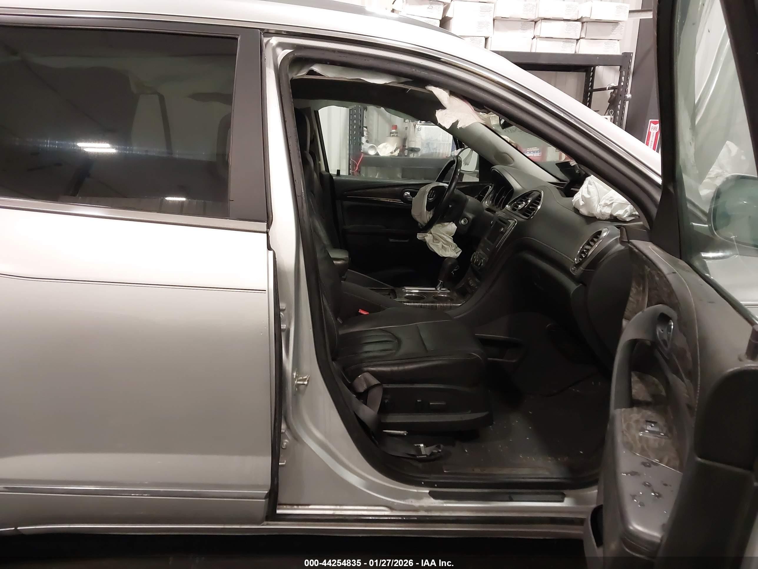 2014 Buick Enclave Leather Silver vin: 5GAKVBKD3EJ323029