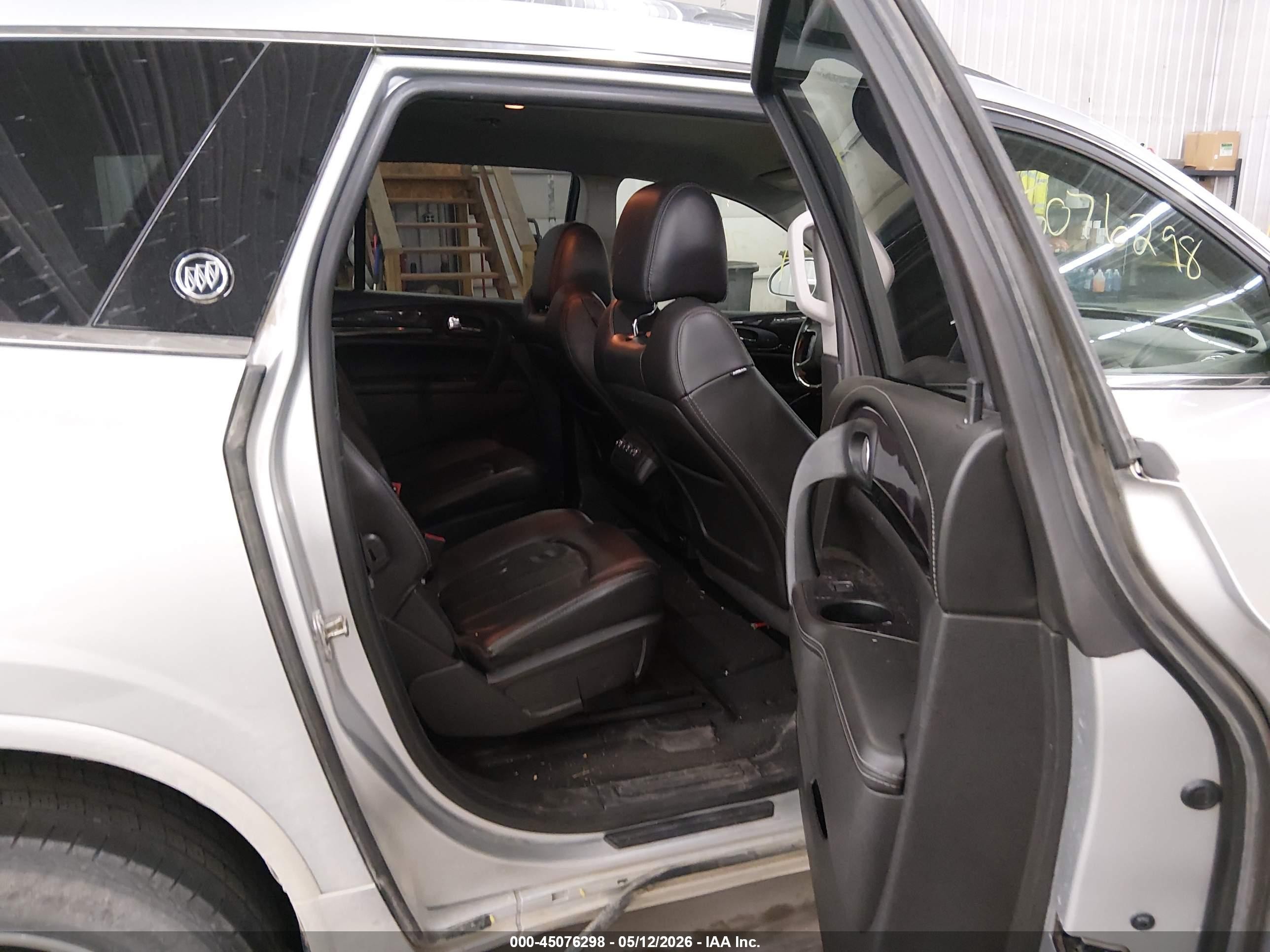 2015 Buick Enclave Leather Silver vin: 5GAKVBKD3FJ258670