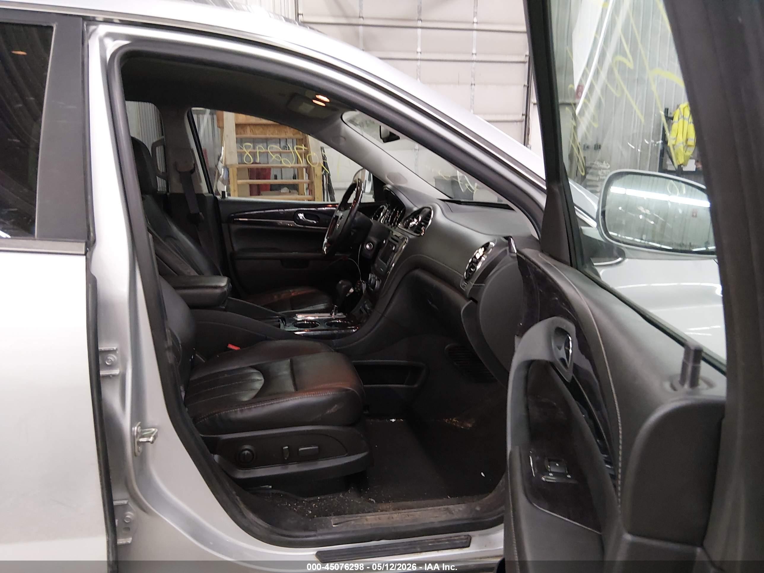 2015 Buick Enclave Leather Silver vin: 5GAKVBKD3FJ258670