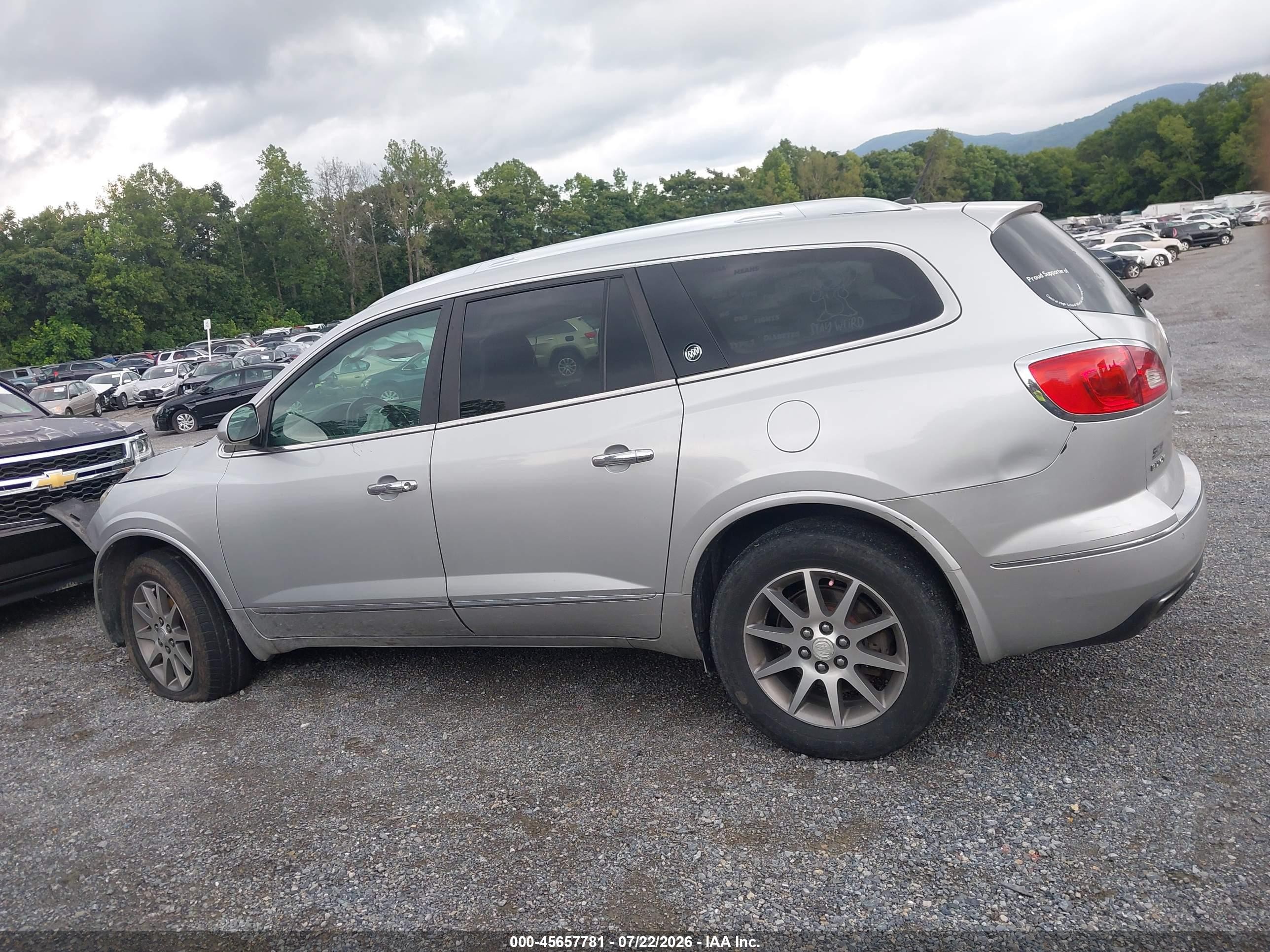 2014 Buick Enclave Leather Silver vin: 5GAKVBKD4EJ107805
