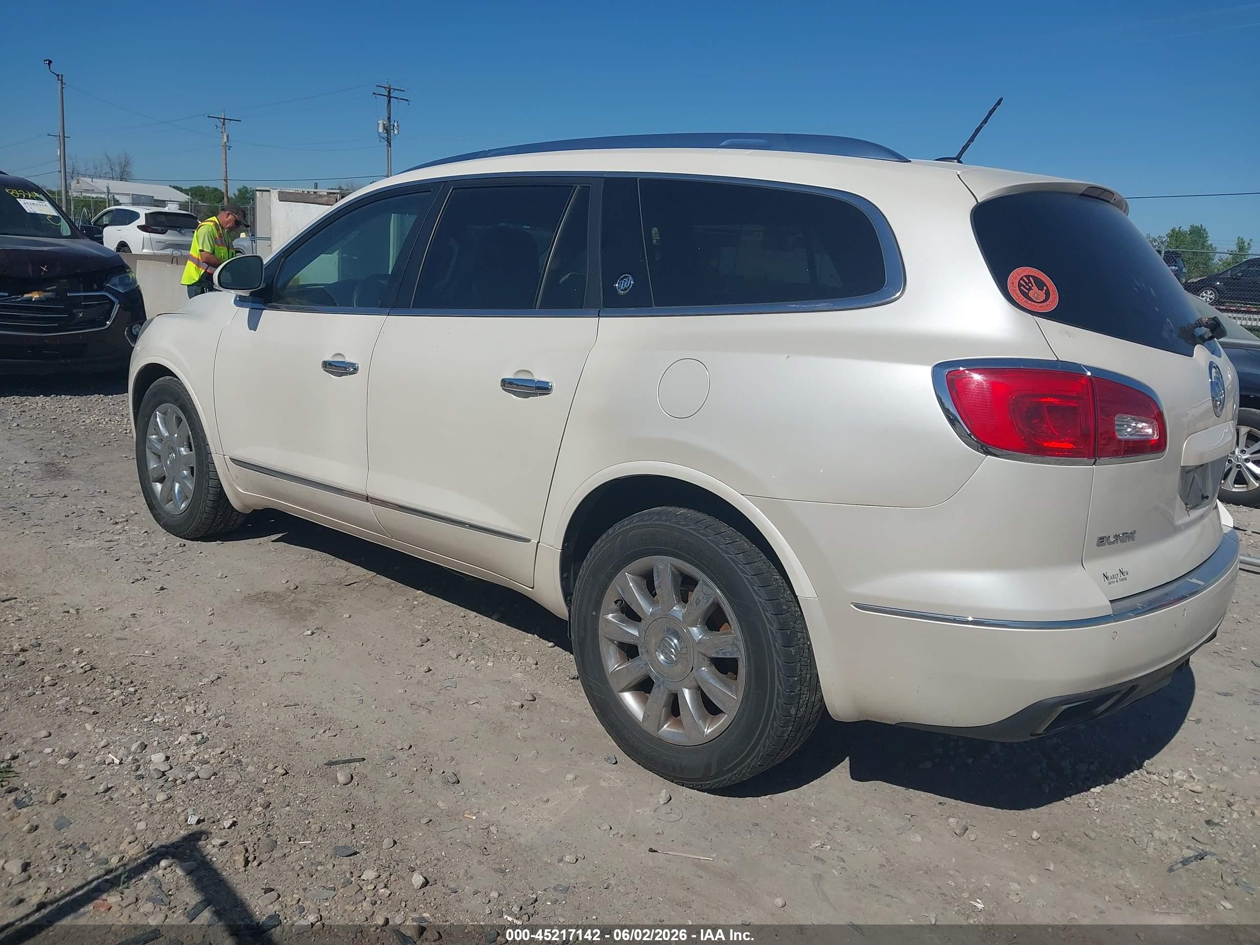2014 Buick Enclave Leather White vin: 5GAKVBKD4EJ138682