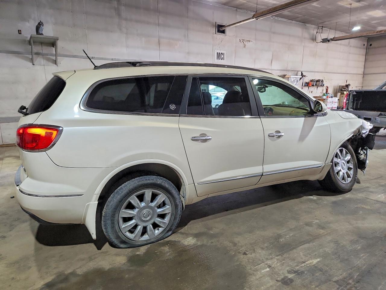 2015 Buick Enclave White vin: 5GAKVBKD4FJ156830