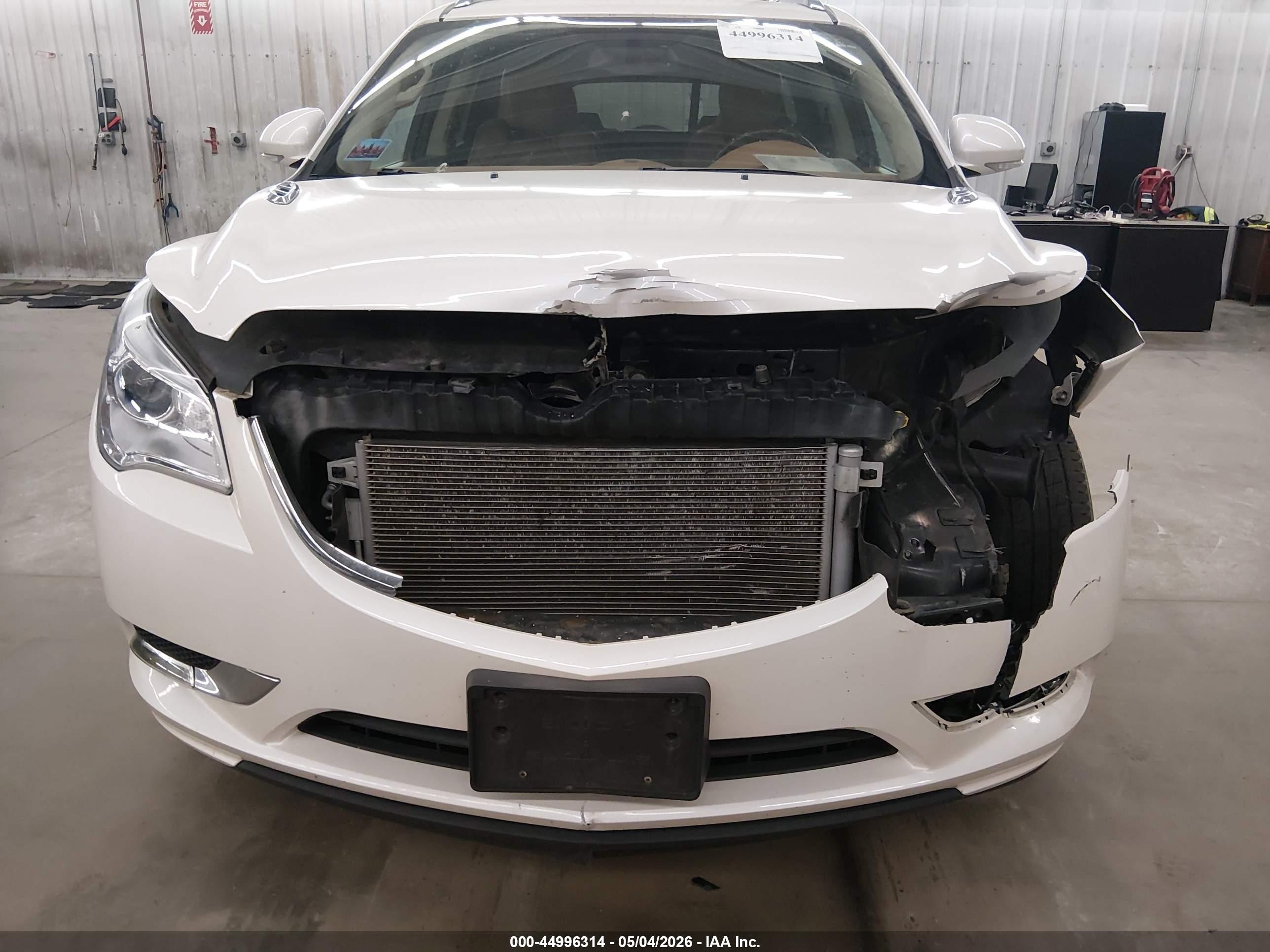 2015 Buick Enclave Leather White vin: 5GAKVBKD4FJ179637