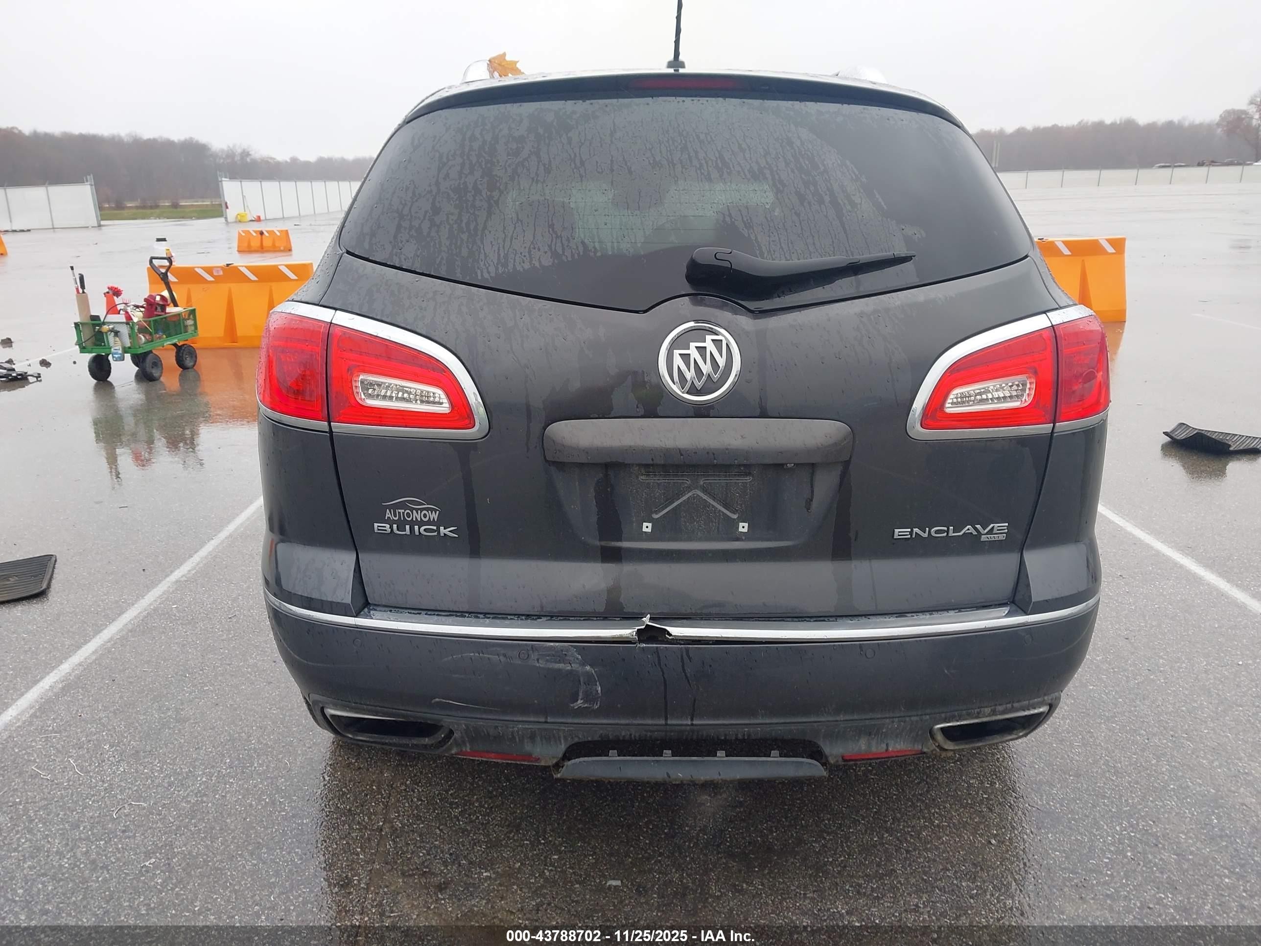 2015 Buick Enclave Leather Gray vin: 5GAKVBKD4FJ365288