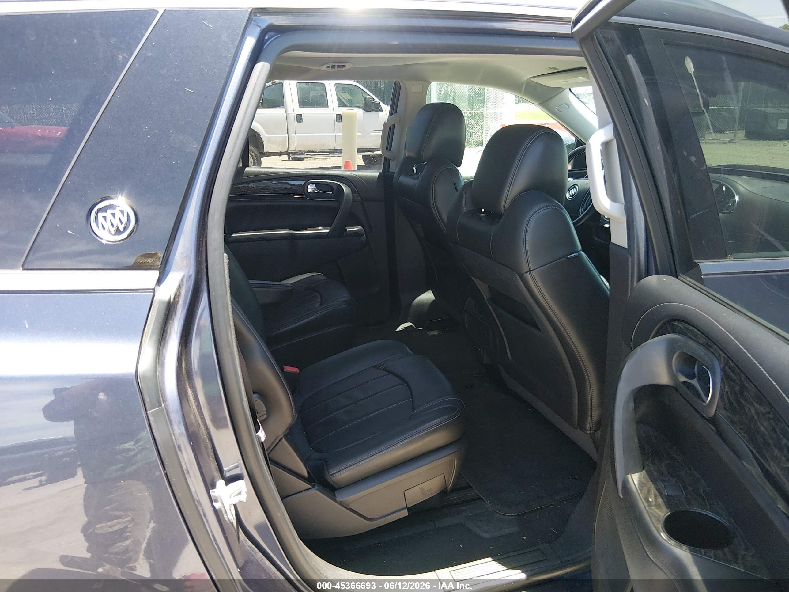 2014 Buick Enclave Leather Blue vin: 5GAKVBKD5EJ132051