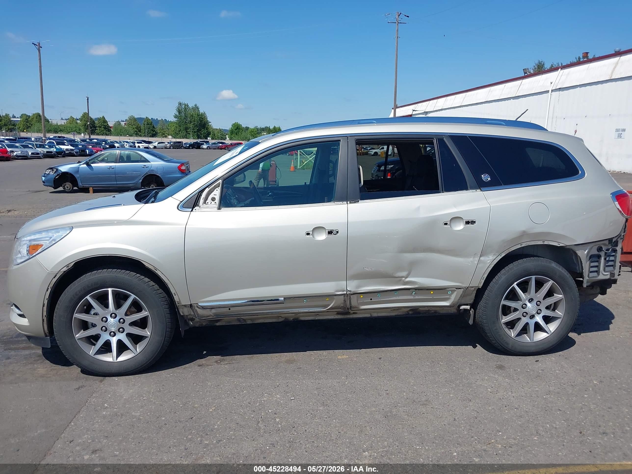 2014 Buick Enclave Leather Champagne vin: 5GAKVBKD5EJ224034