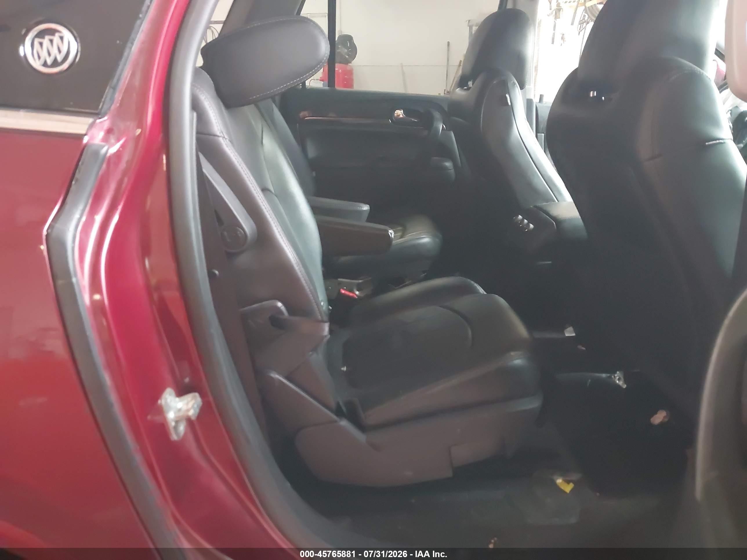 2016 Buick Enclave Leather Maroon vin: 5GAKVBKD5GJ302332