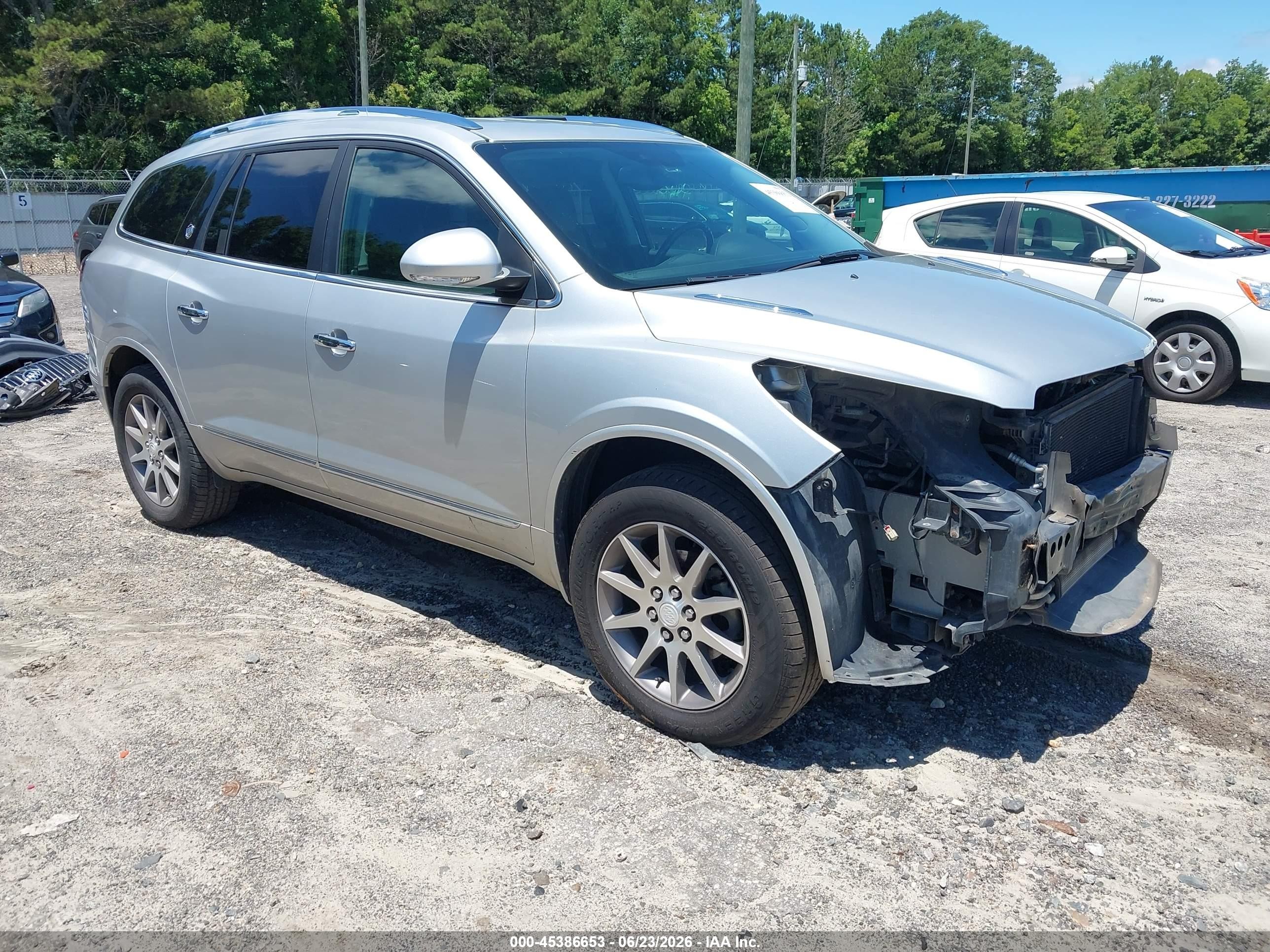 2014 Buick Enclave Leather Silver vin: 5GAKVBKD6EJ137128