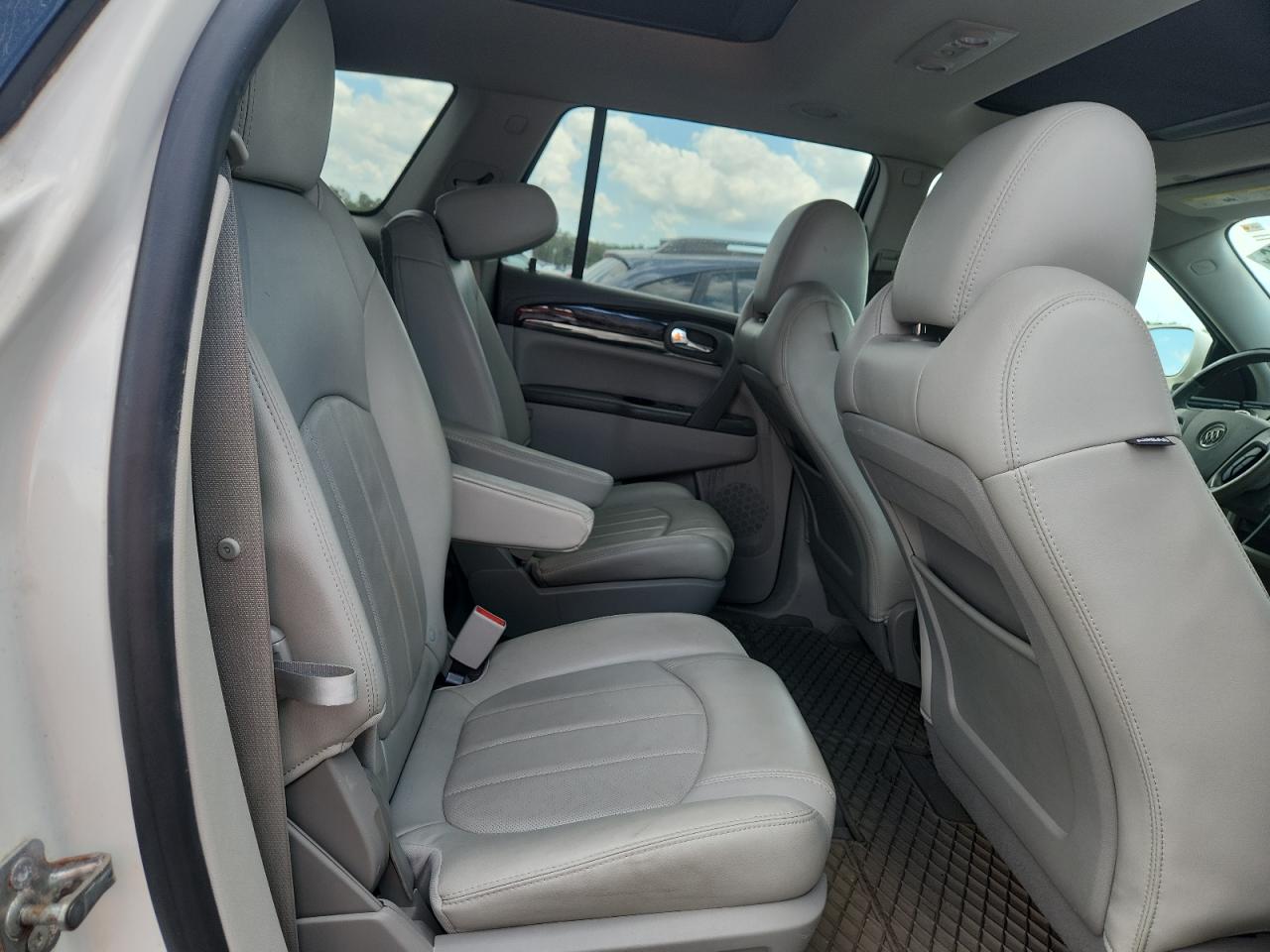 2015 Buick Enclave Белый vin: 5GAKVBKD6FJ287175