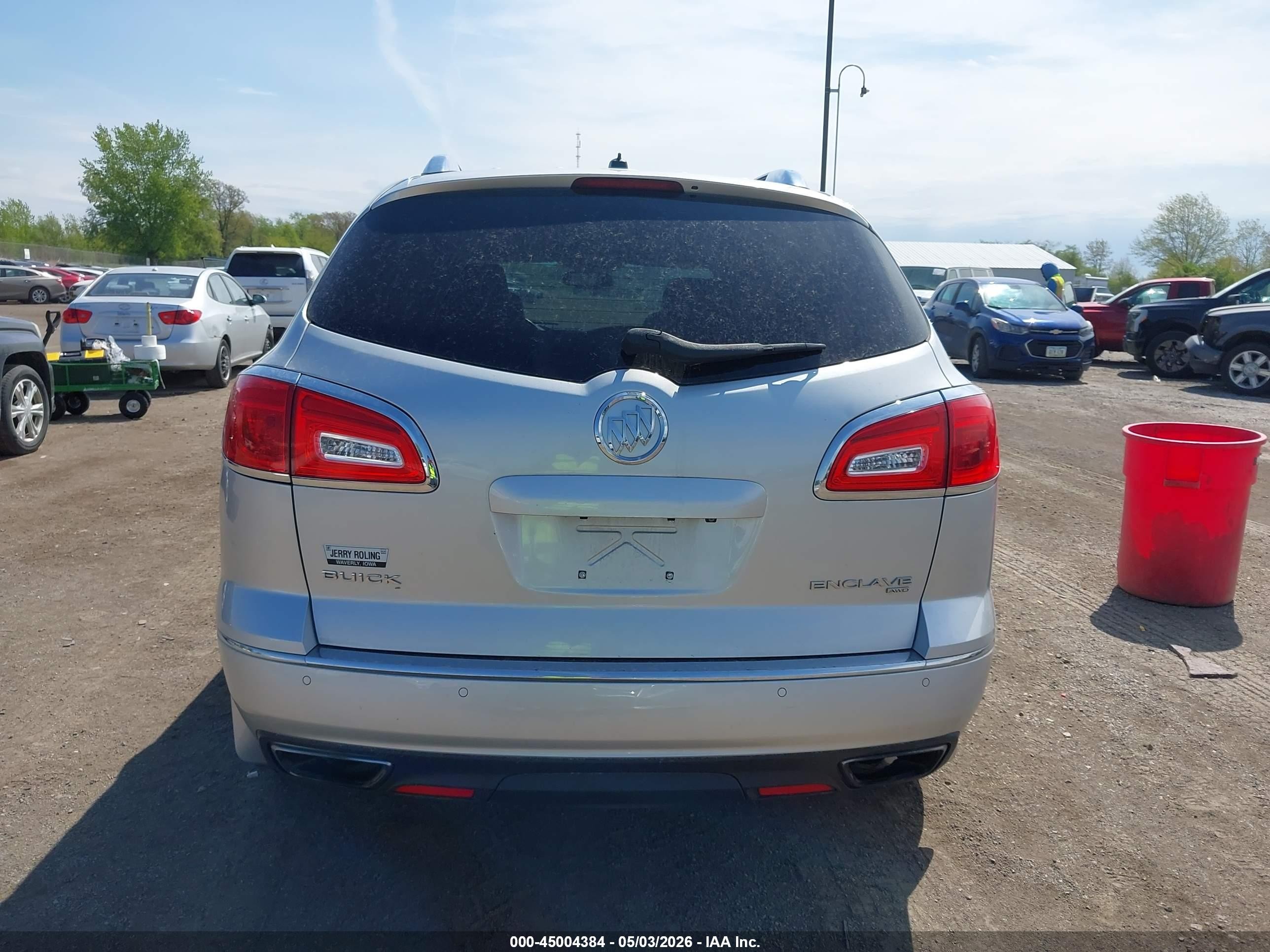 2015 Buick Enclave Leather Silver vin: 5GAKVBKD6FJ323415