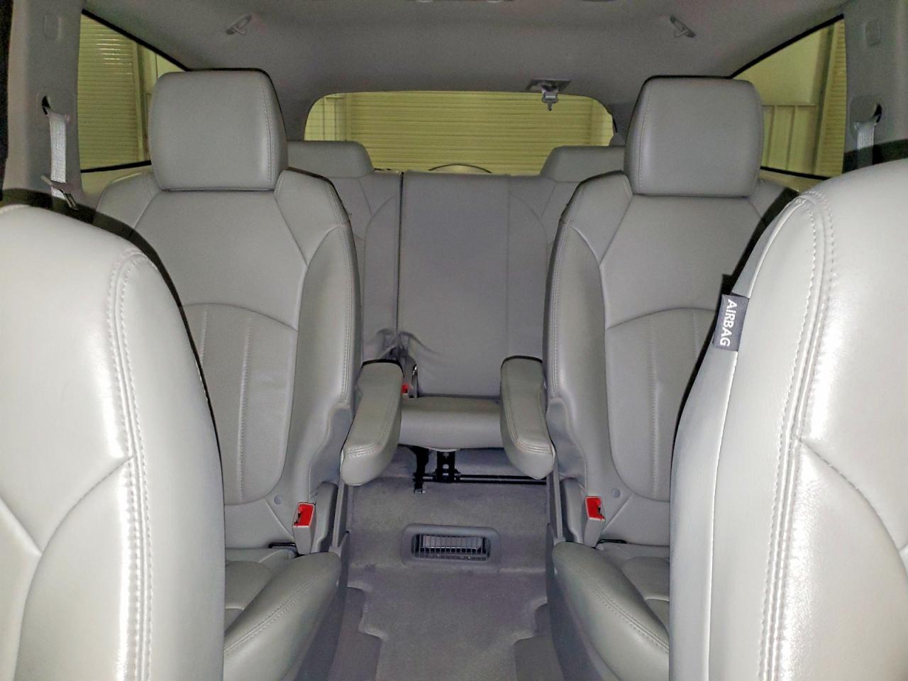 2015 Buick Enclave Silver vin: 5GAKVBKD6FJ344653