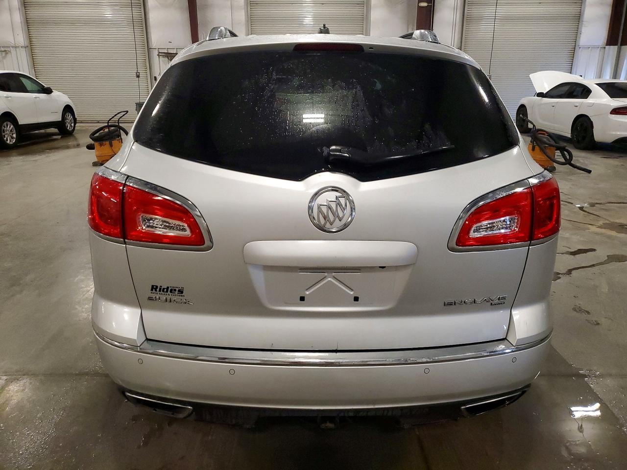 2015 Buick Enclave Silver vin: 5GAKVBKD6FJ344653
