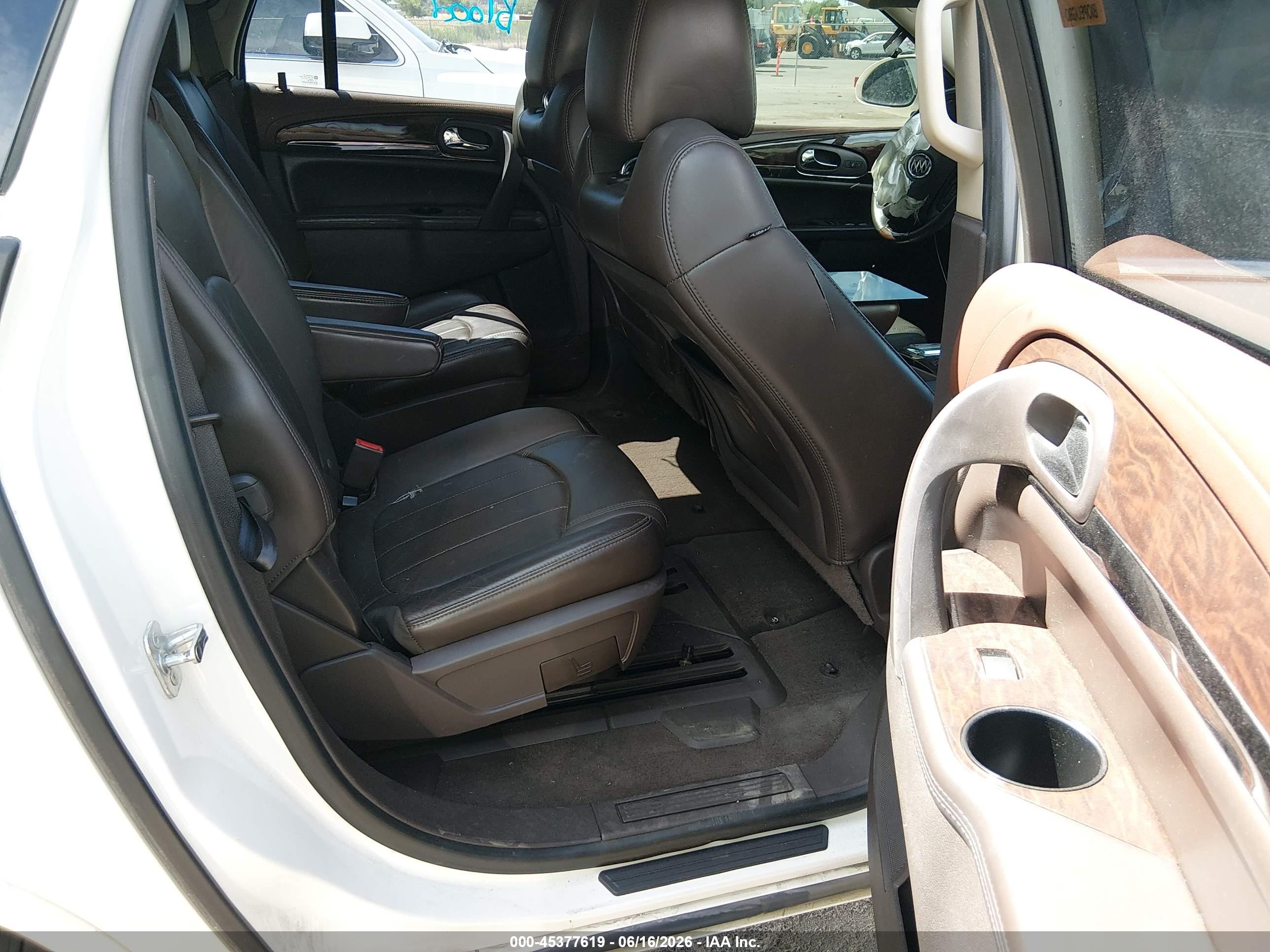 2014 Buick Enclave Leather White vin: 5GAKVBKD7EJ309800