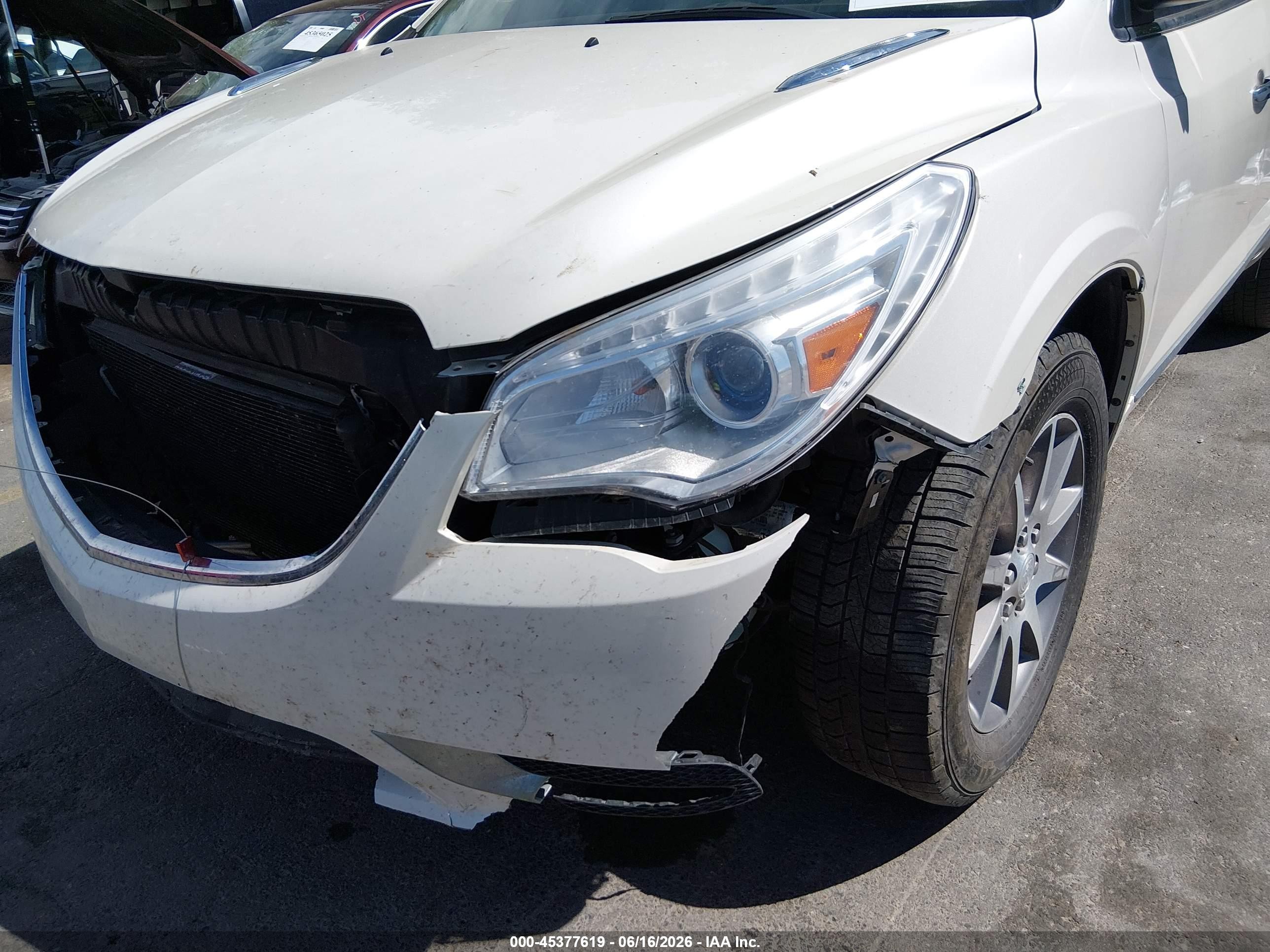 2014 Buick Enclave Leather White vin: 5GAKVBKD7EJ309800