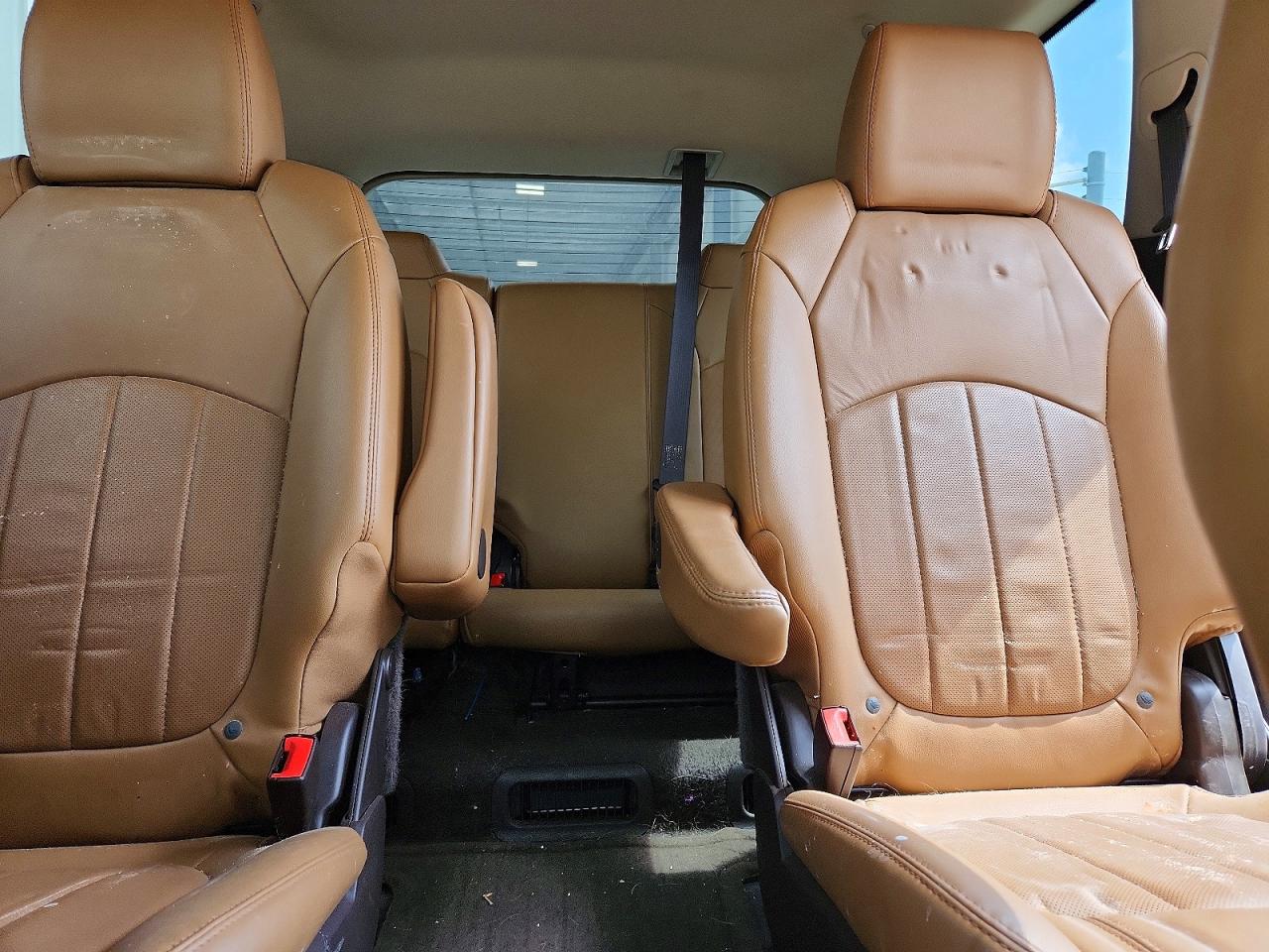 2015 Buick Enclave Silver vin: 5GAKVBKD7FJ201274