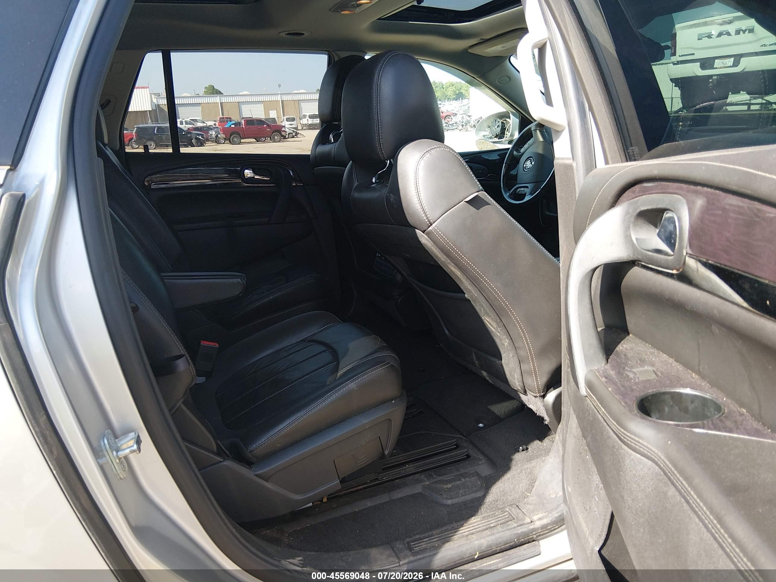 2015 Buick Enclave Leather Silver vin: 5GAKVBKD7FJ253732