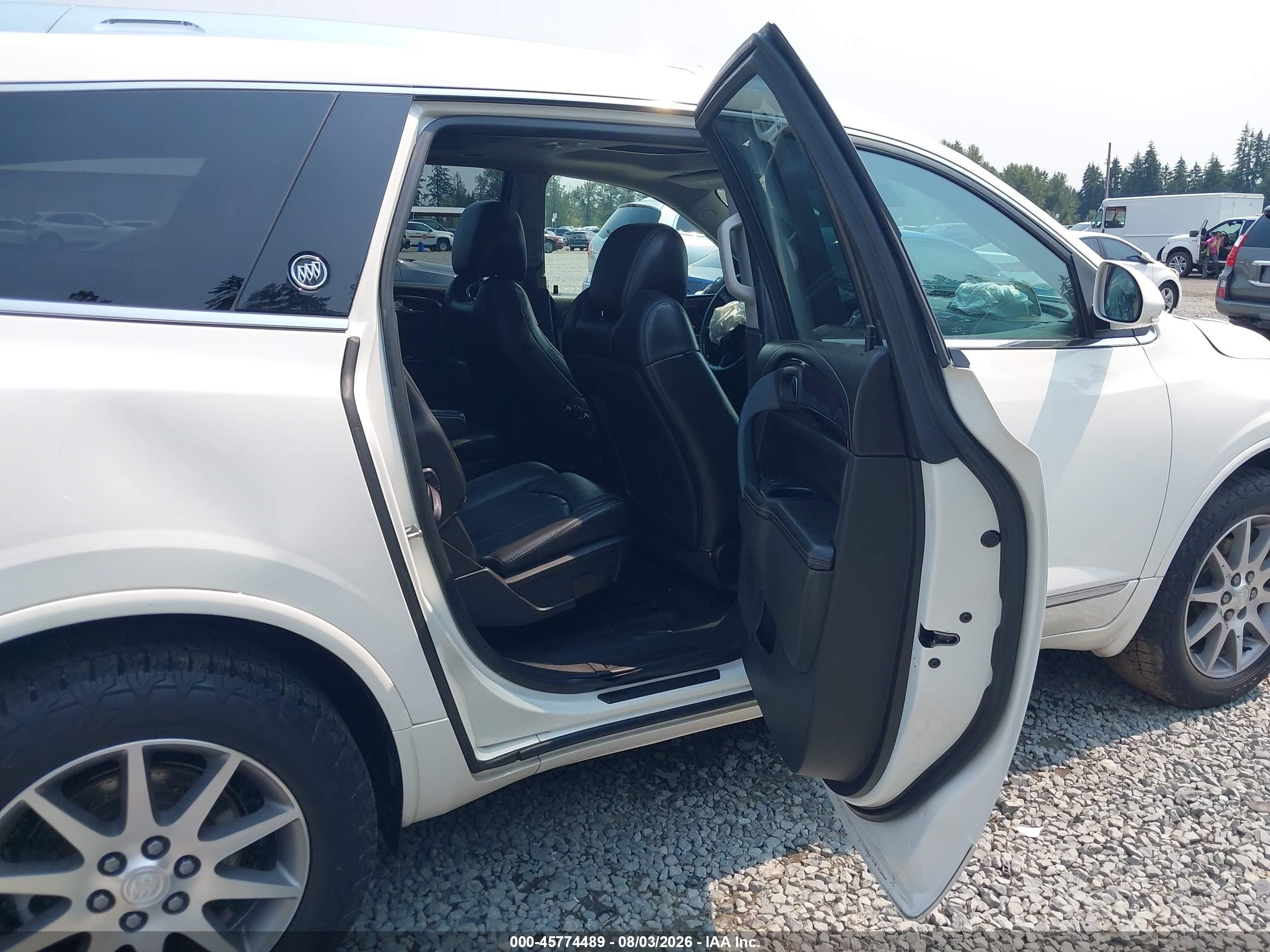 2015 Buick Enclave Leather White vin: 5GAKVBKD7FJ317624