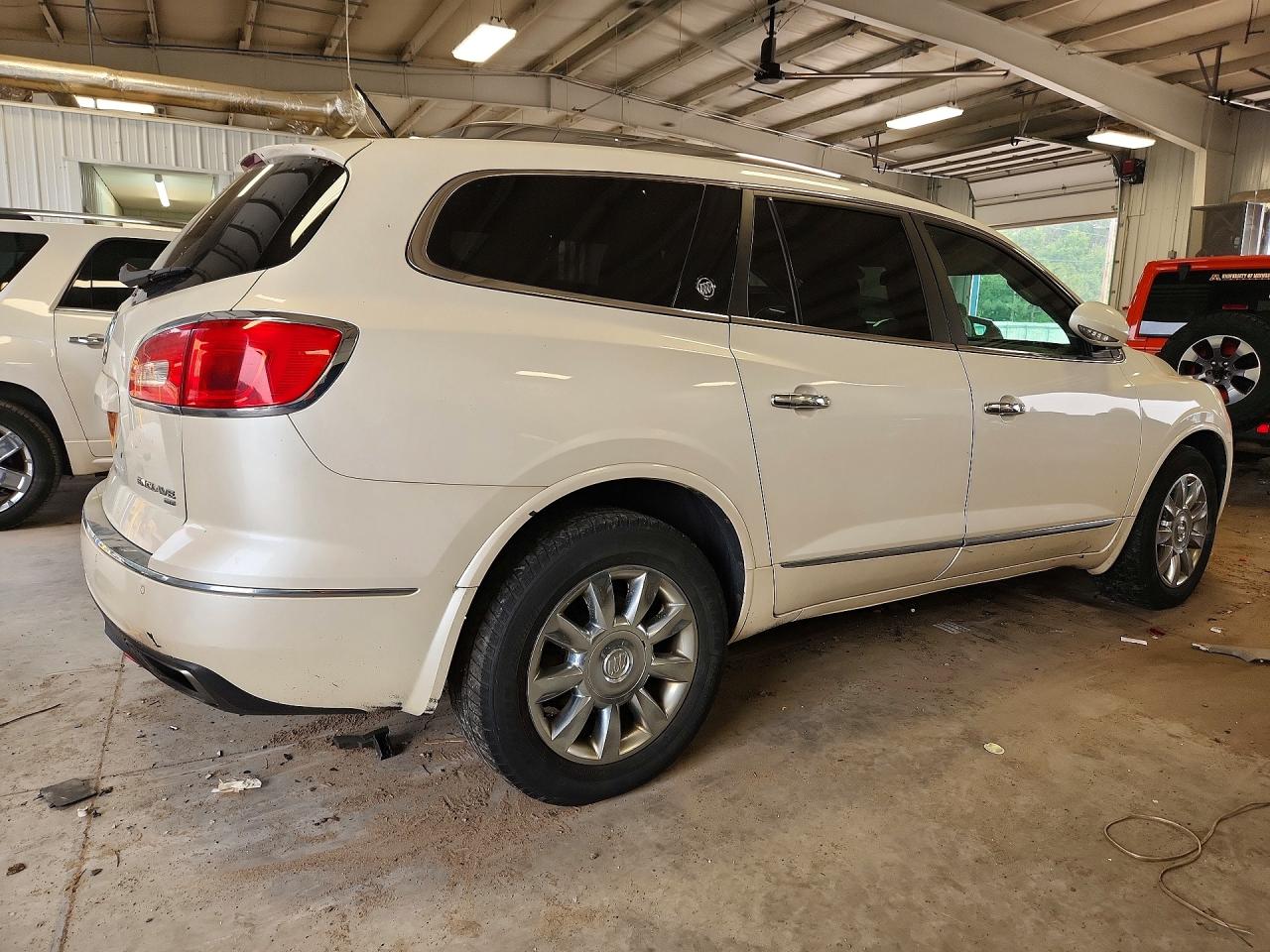 2014 Buick Enclave White vin: 5GAKVBKD8EJ222553