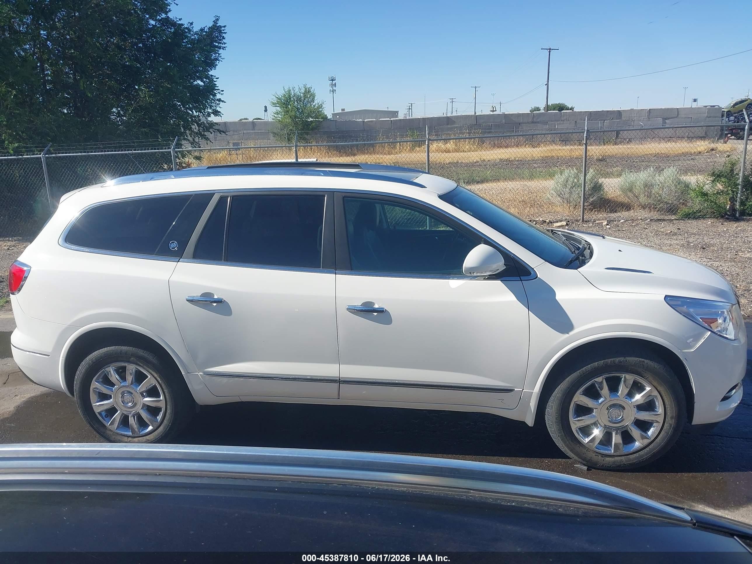 2014 Buick Enclave Leather Белый vin: 5GAKVBKD8EJ361744