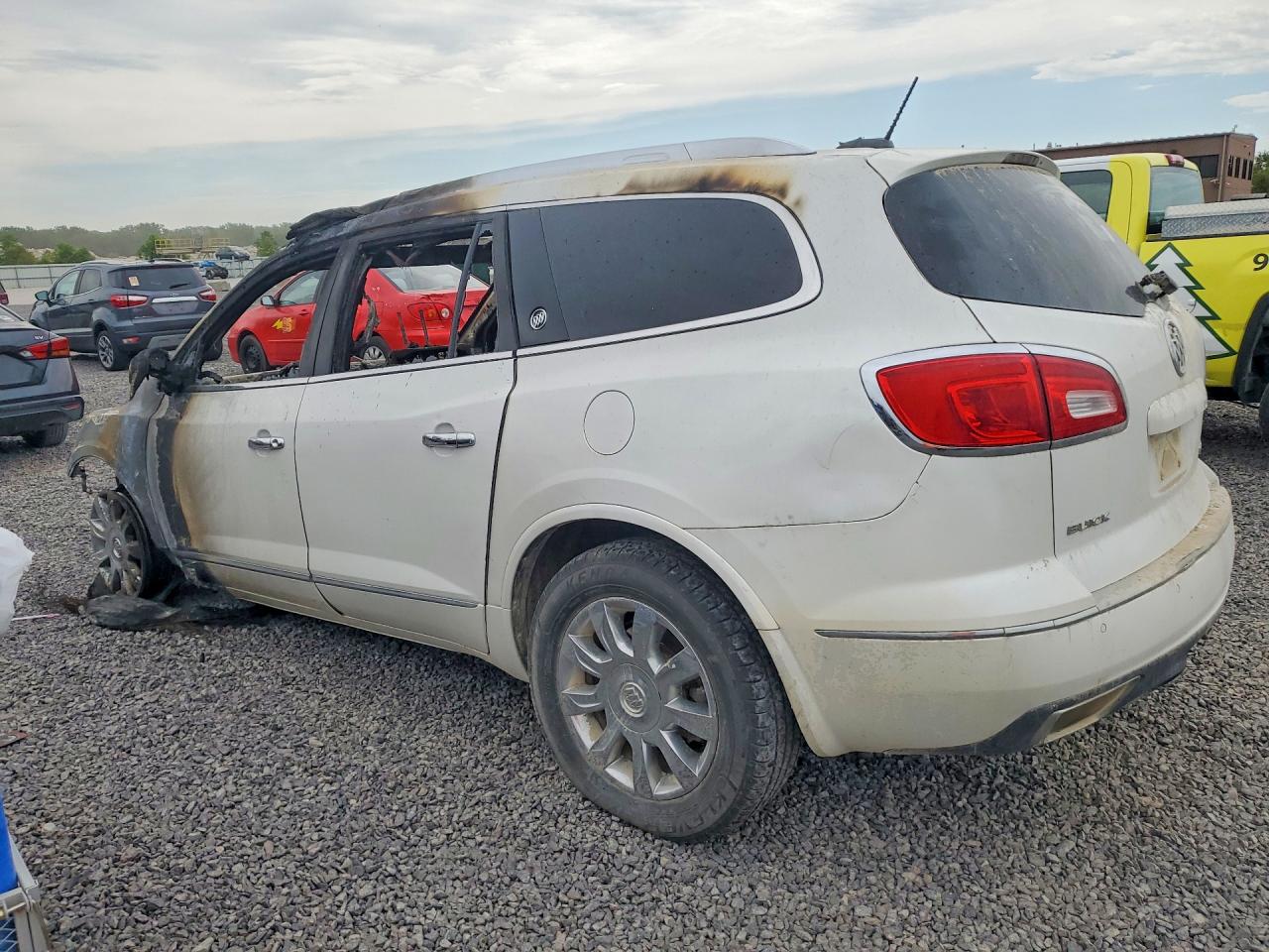 2017 Buick Enclave White vin: 5GAKVBKD8HJ321524