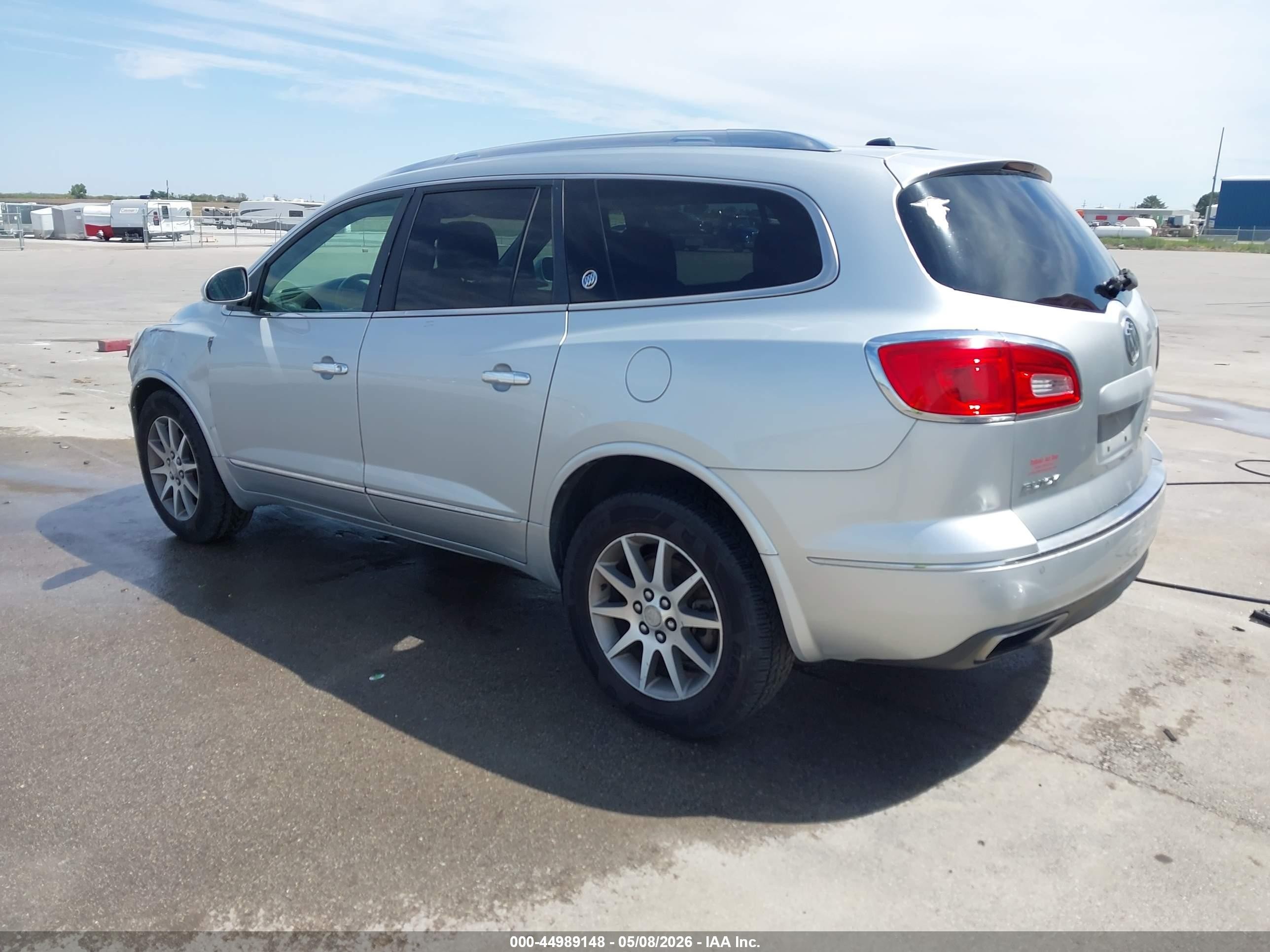 2014 Buick Enclave Leather Silver vin: 5GAKVBKD9EJ113986