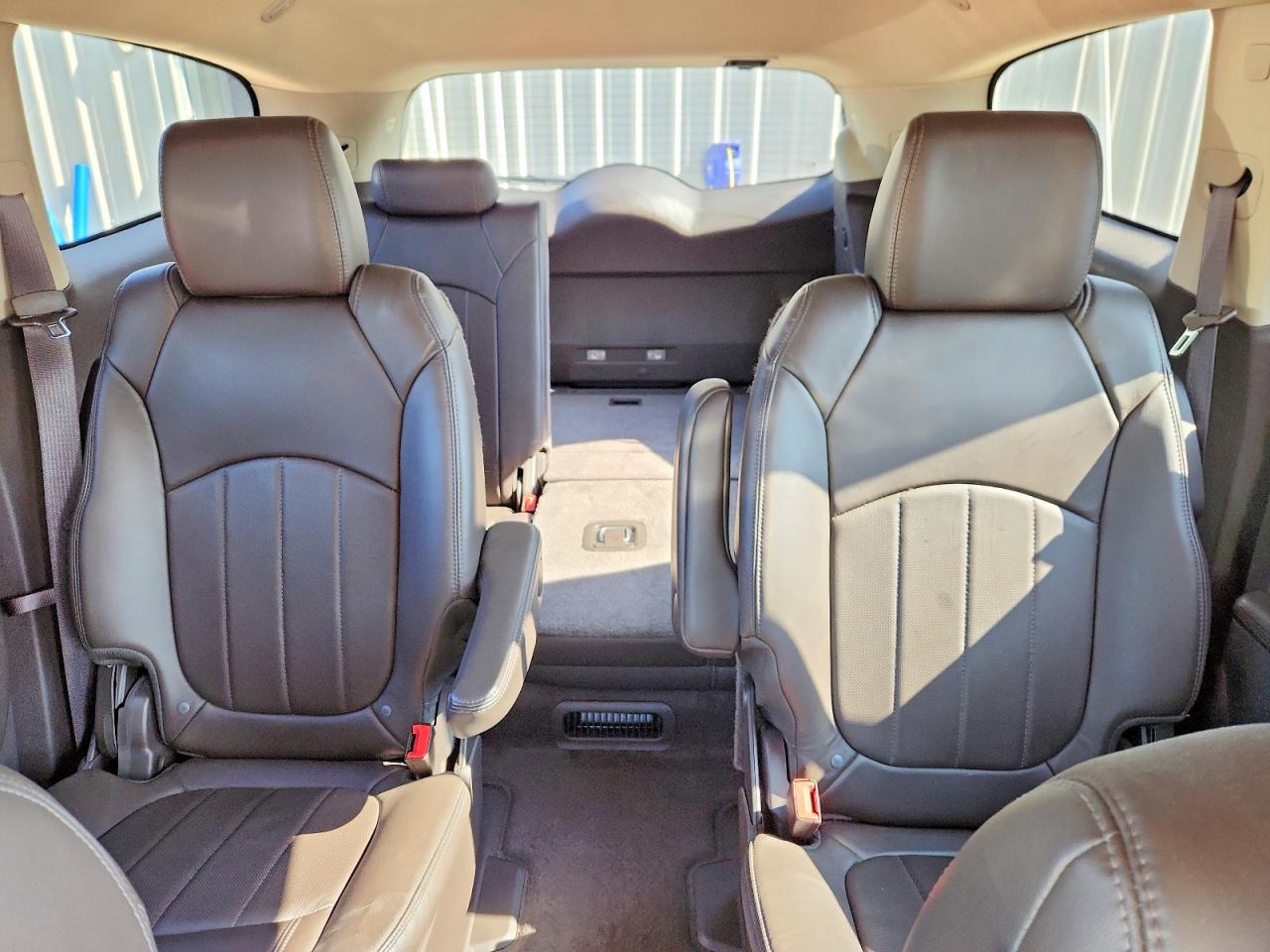 2014 Buick Enclave Beige vin: 5GAKVBKD9EJ268490