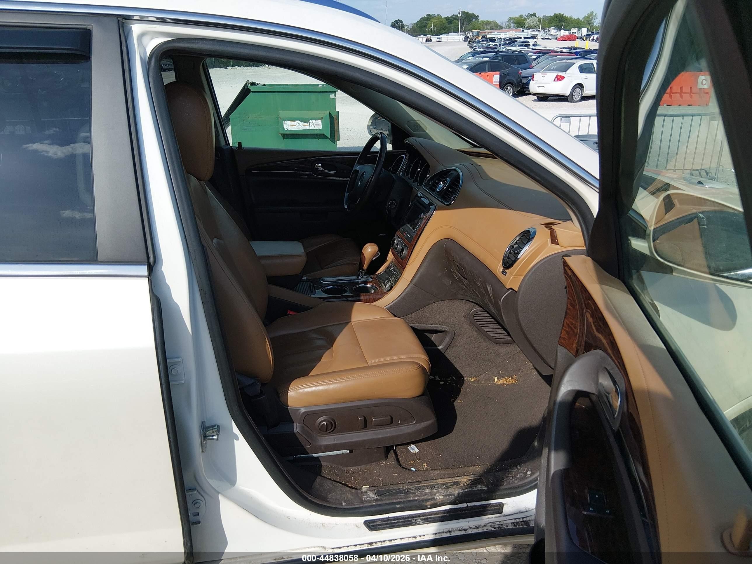 2015 Buick Enclave Leather White vin: 5GAKVBKD9FJ300128