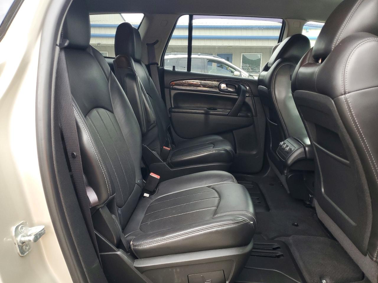 2014 Buick Enclave Серебряный vin: 5GAKVBKDXEJ133938