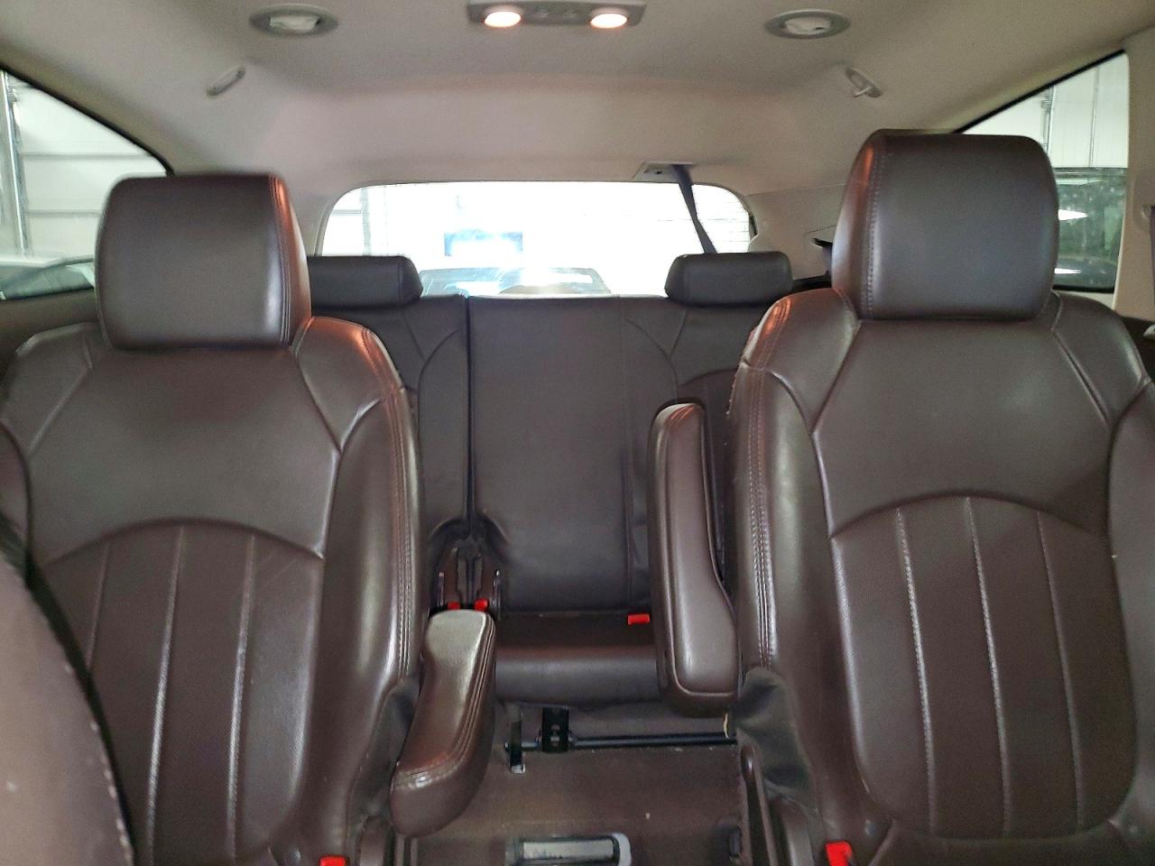 2014 Buick Enclave Cream vin: 5GAKVBKDXEJ221601